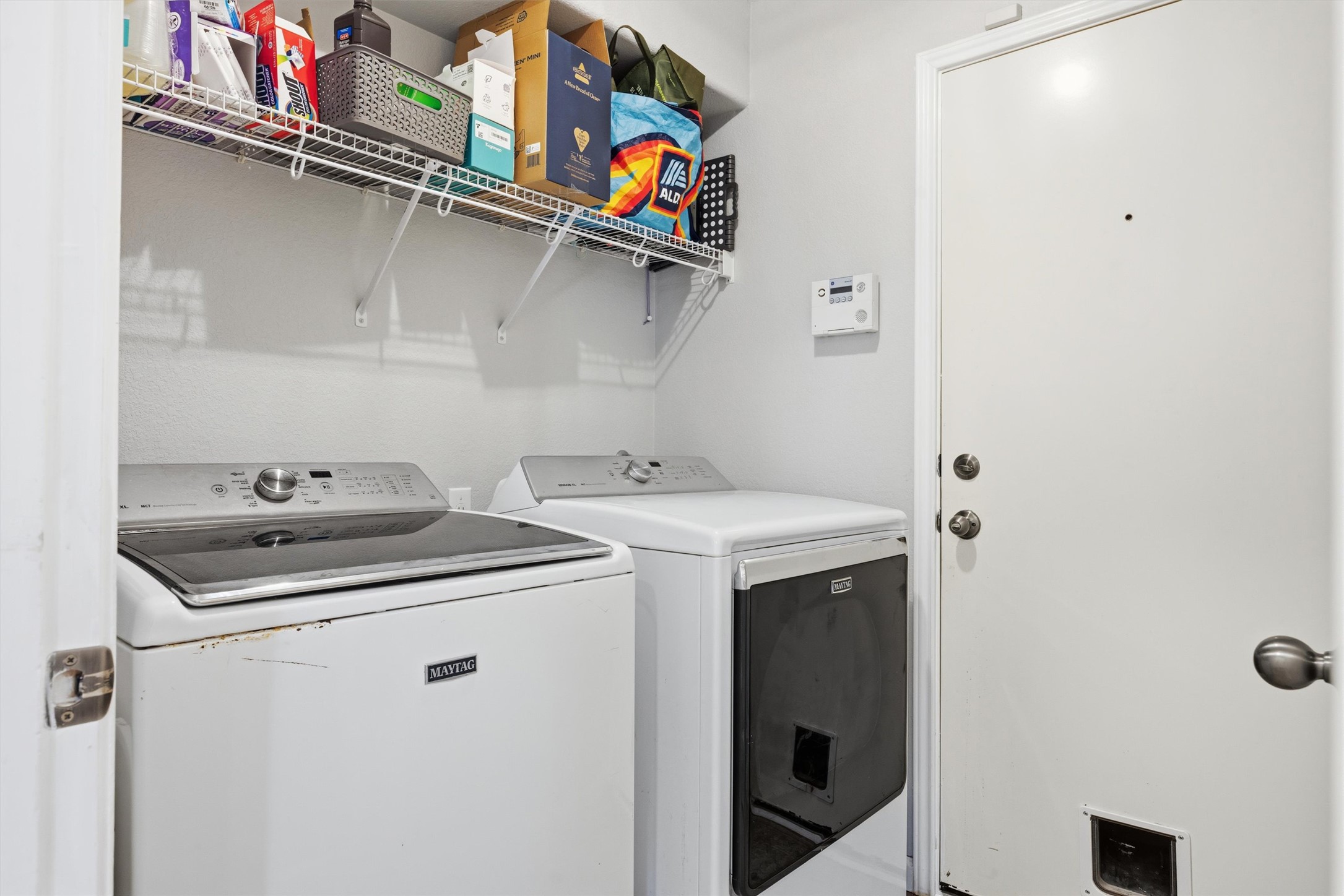 main property photo 16