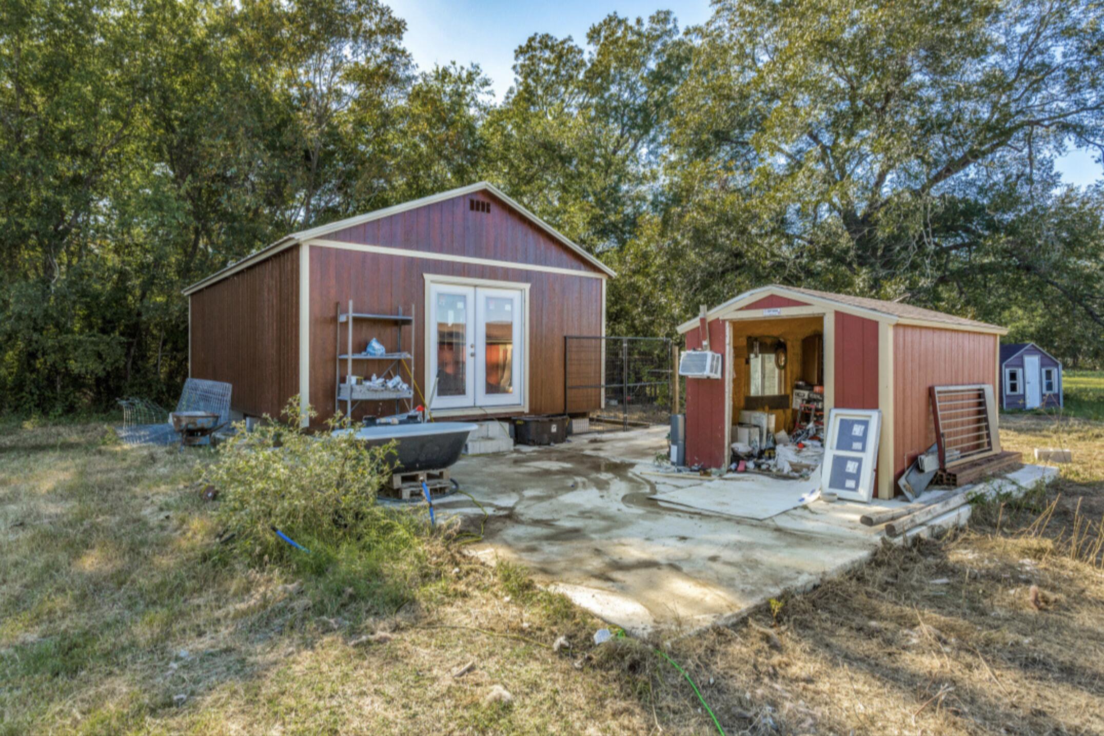 main property photo 24