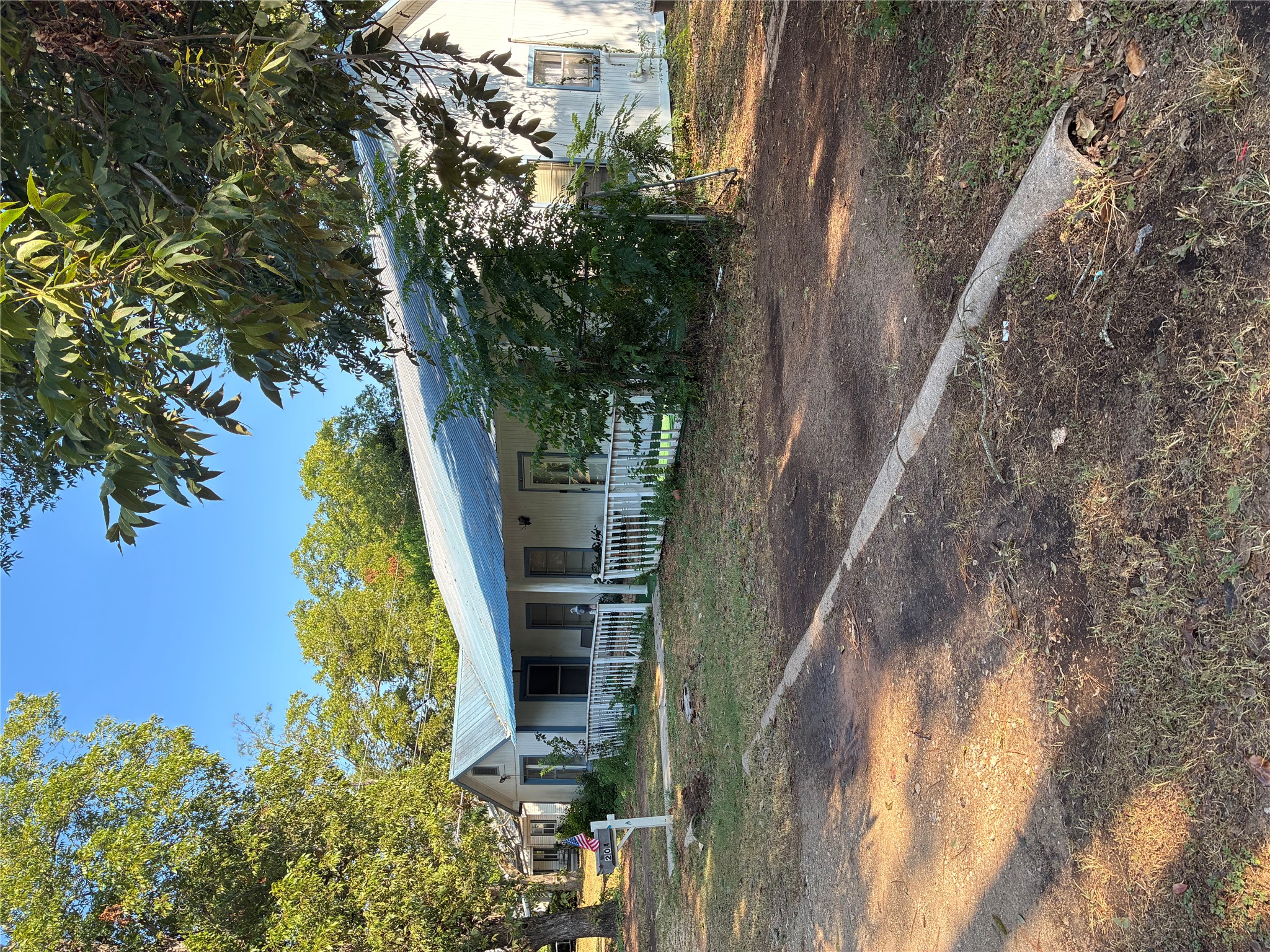 main property photo 0