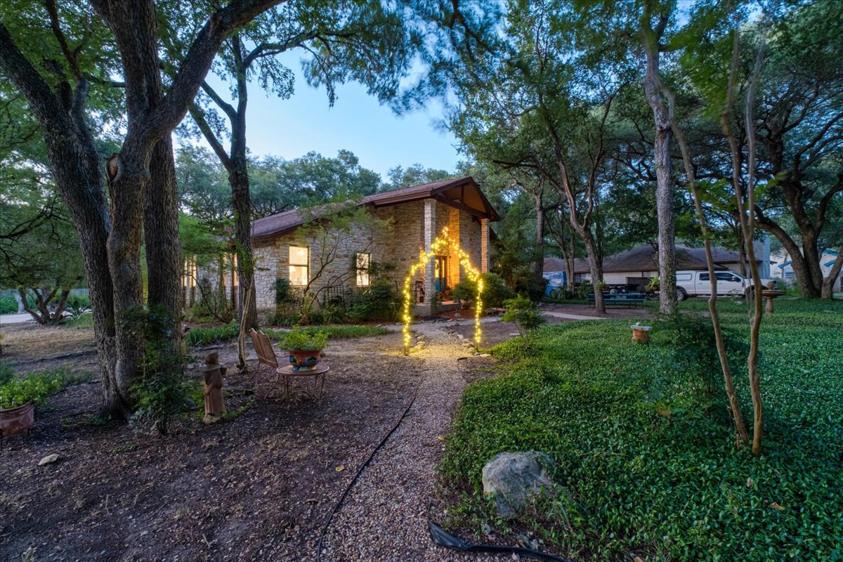 main property photo 5