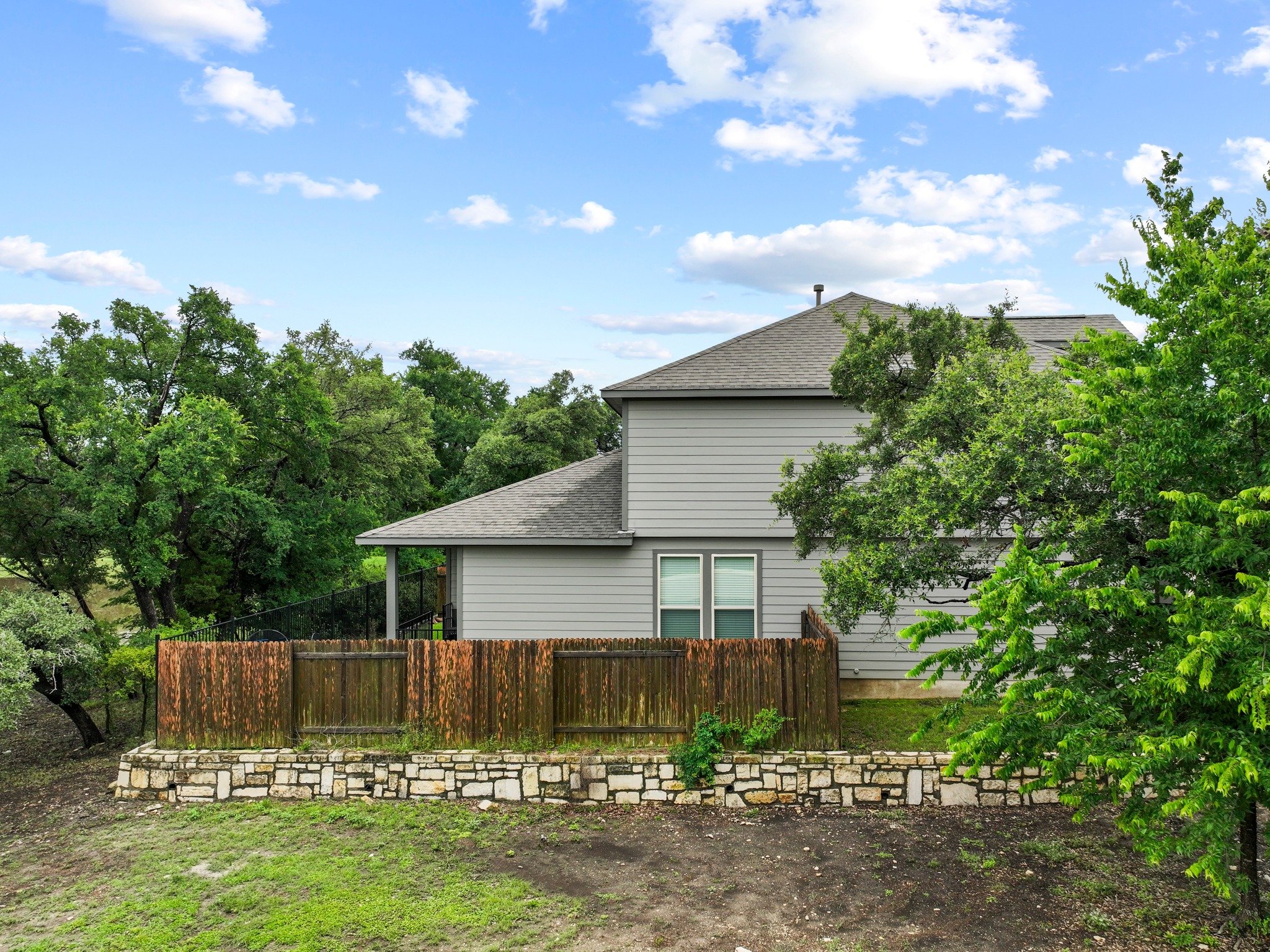 main property photo 29