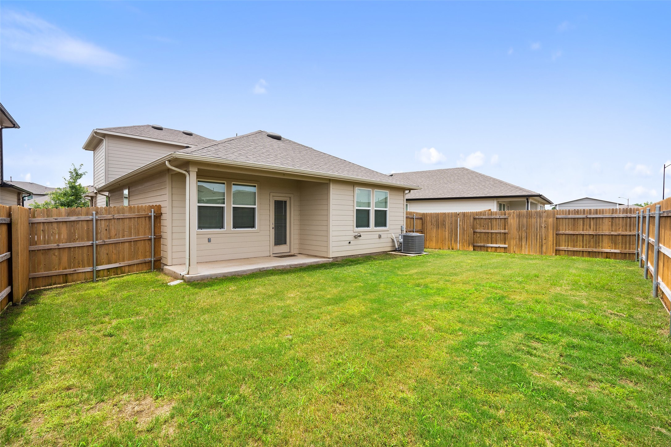 main property photo 31