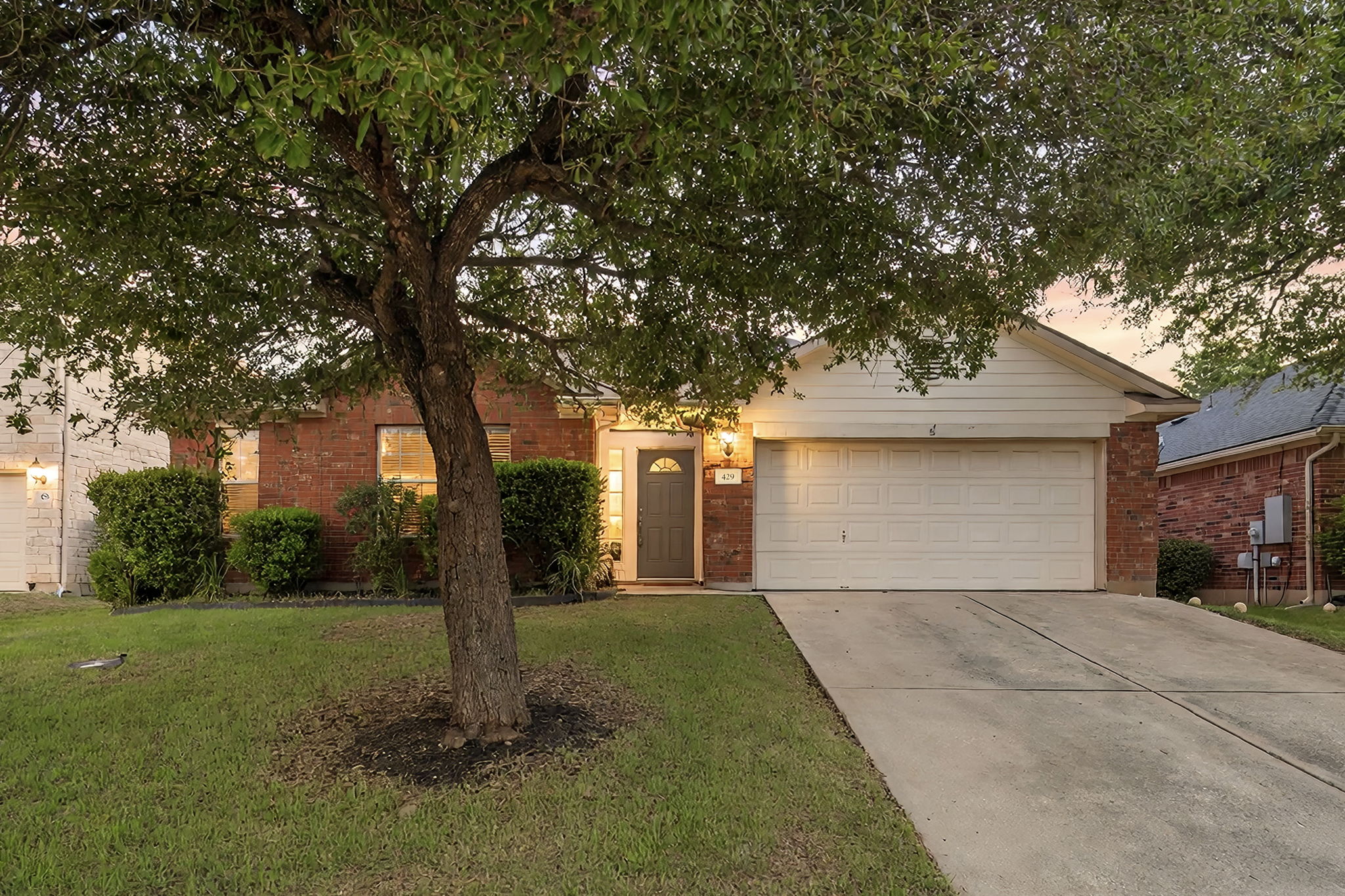 main property photo 27