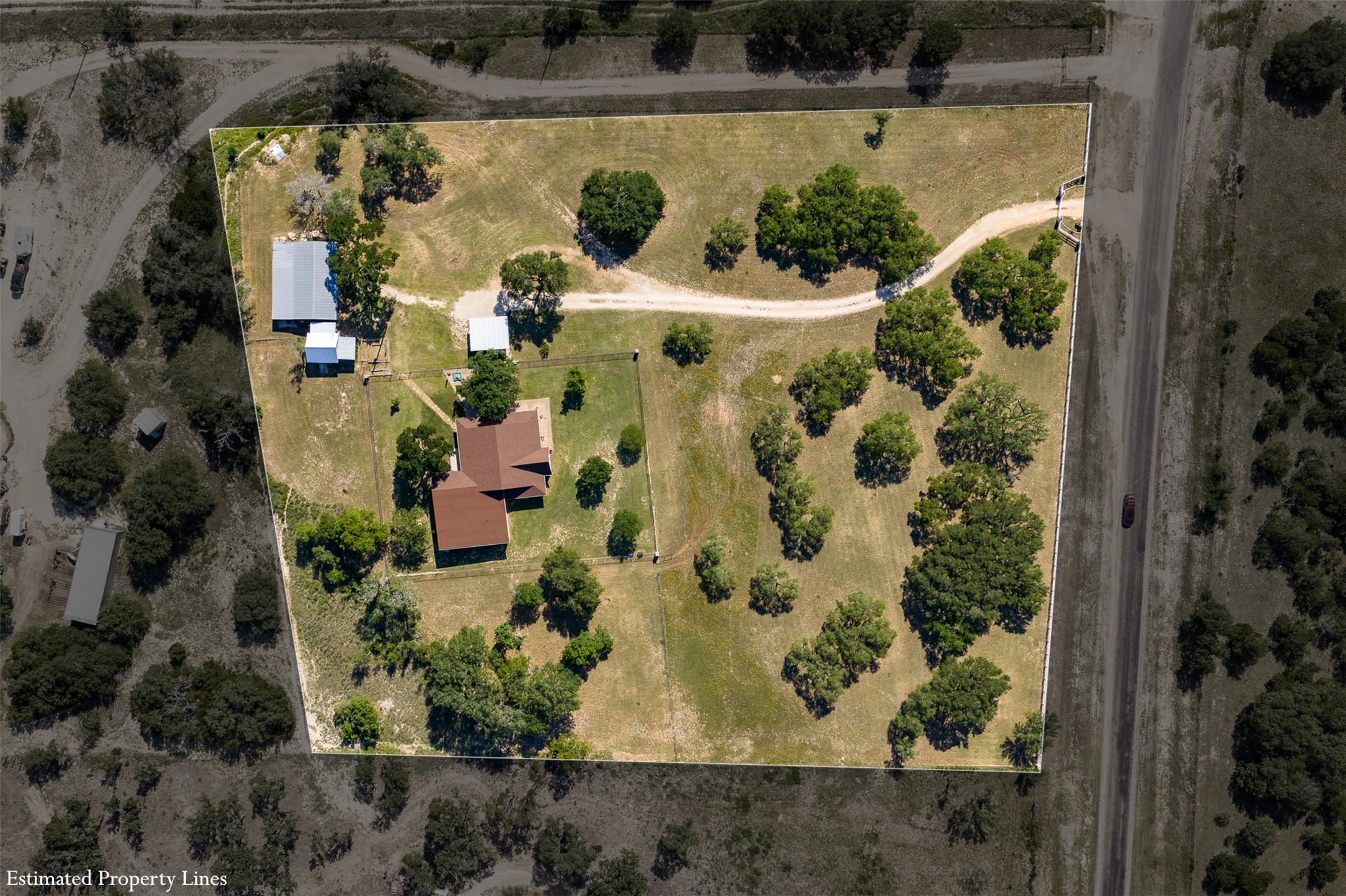main property photo 28