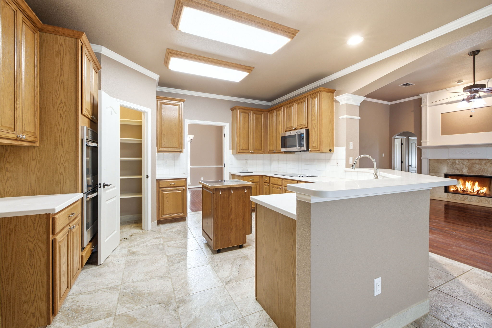 main property photo 16