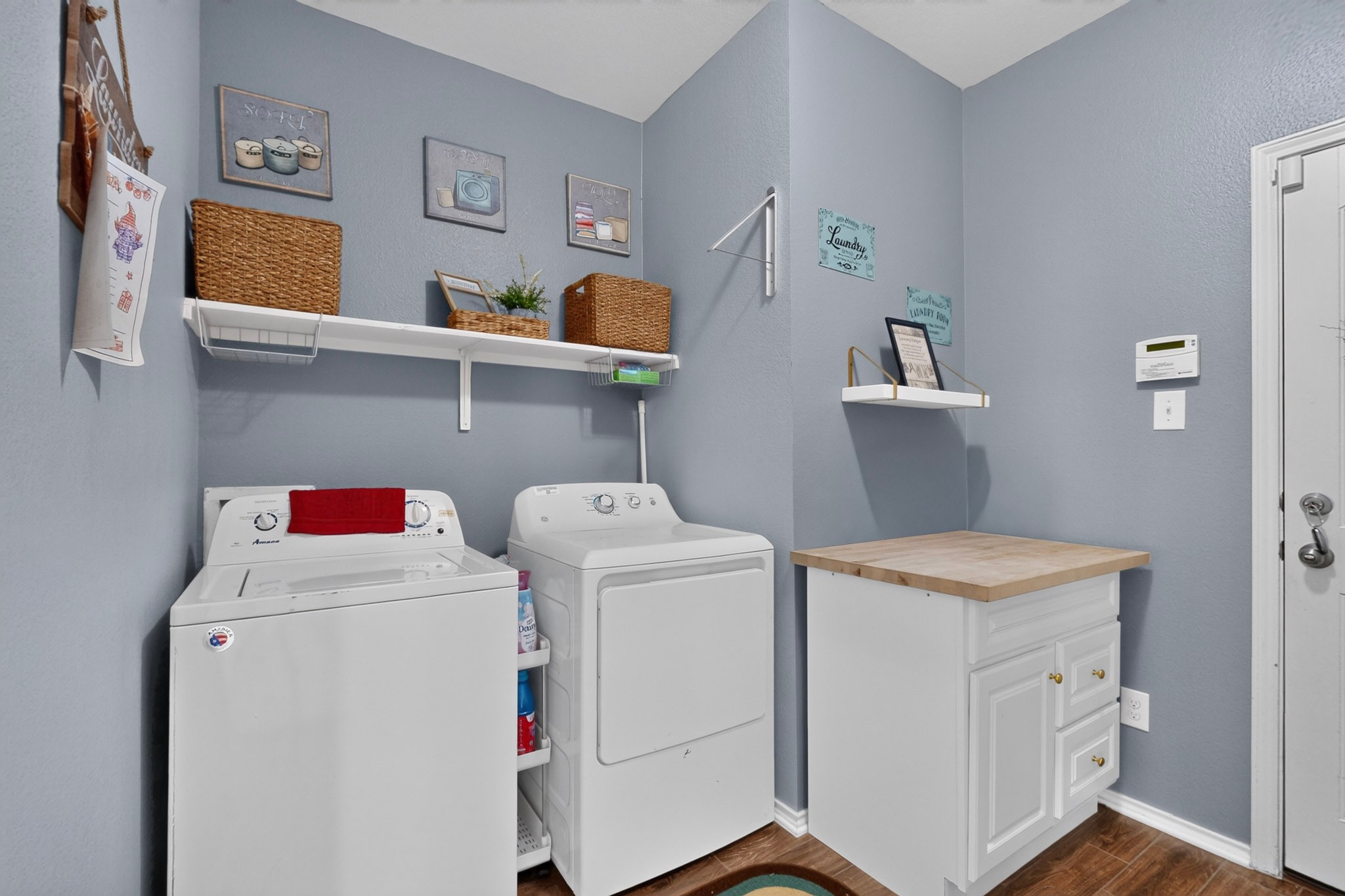 main property photo 32