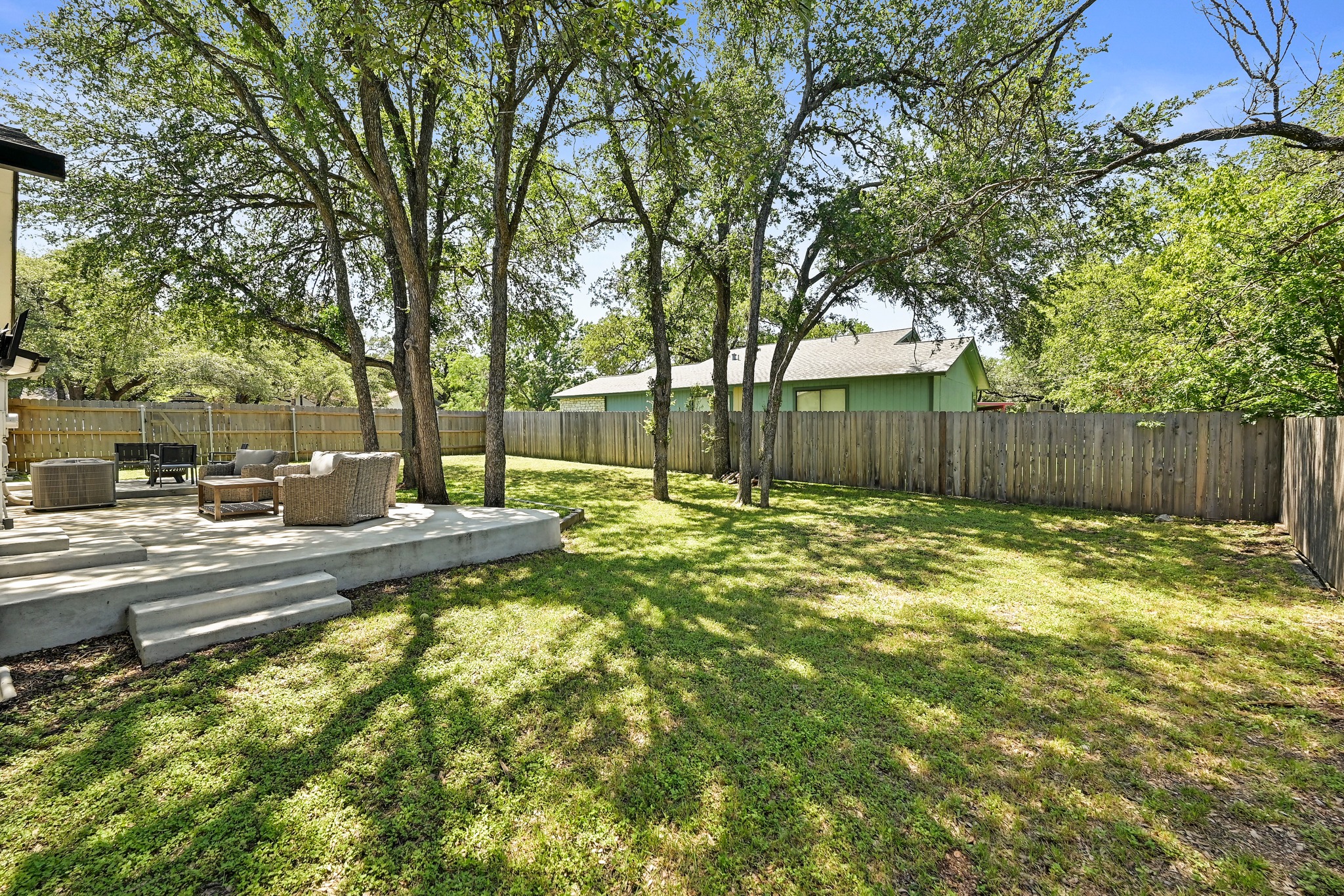 main property photo 18
