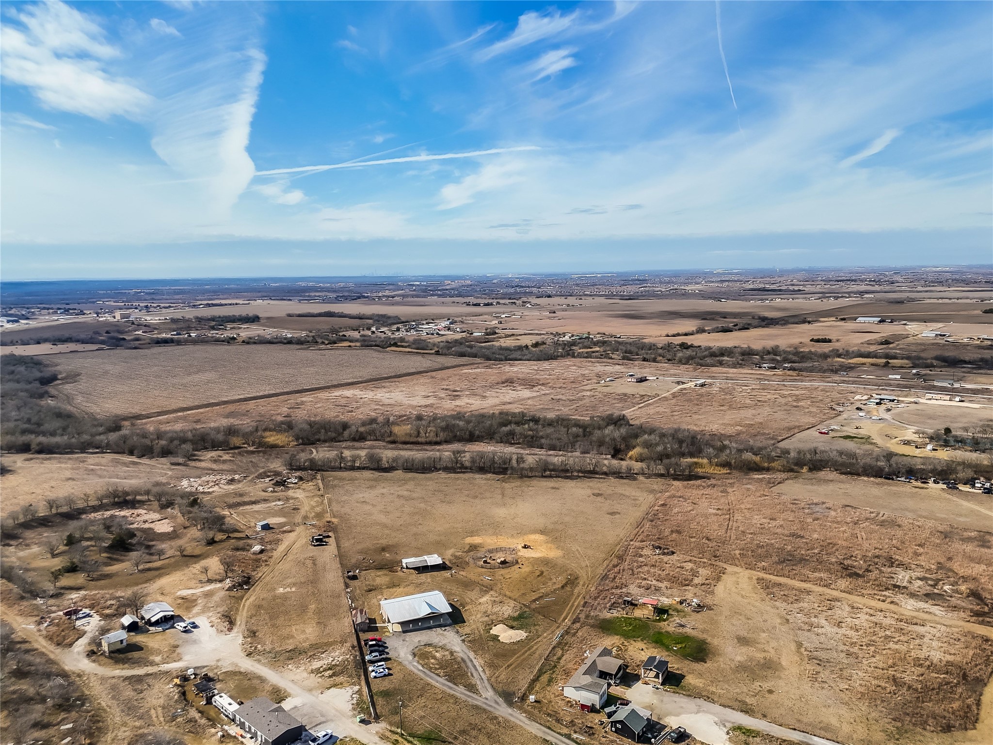 main property photo 28