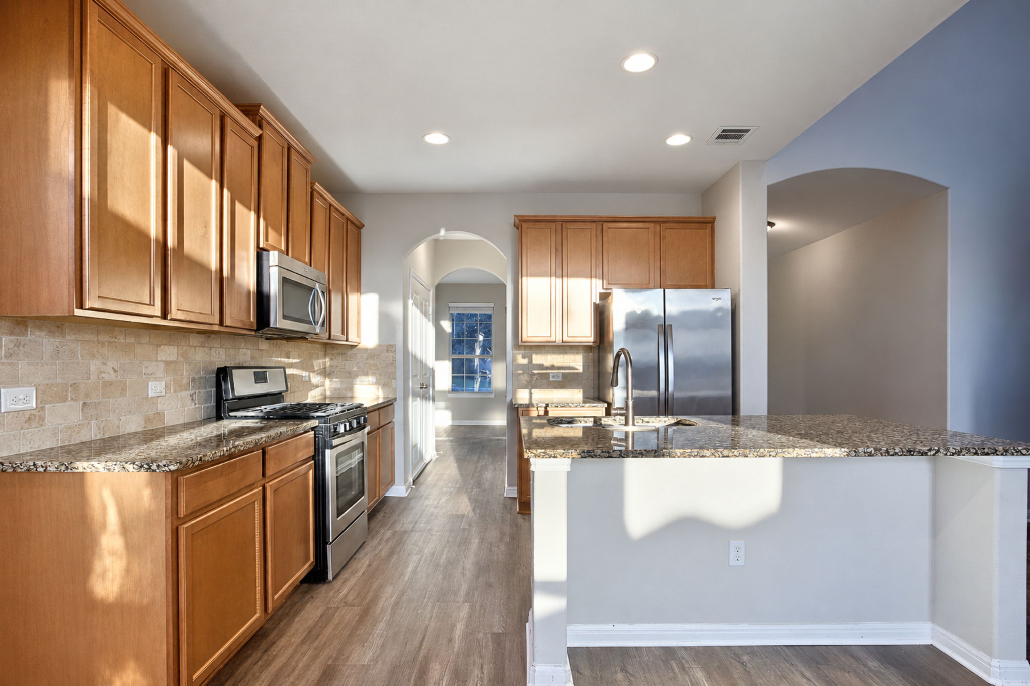 main property photo 6