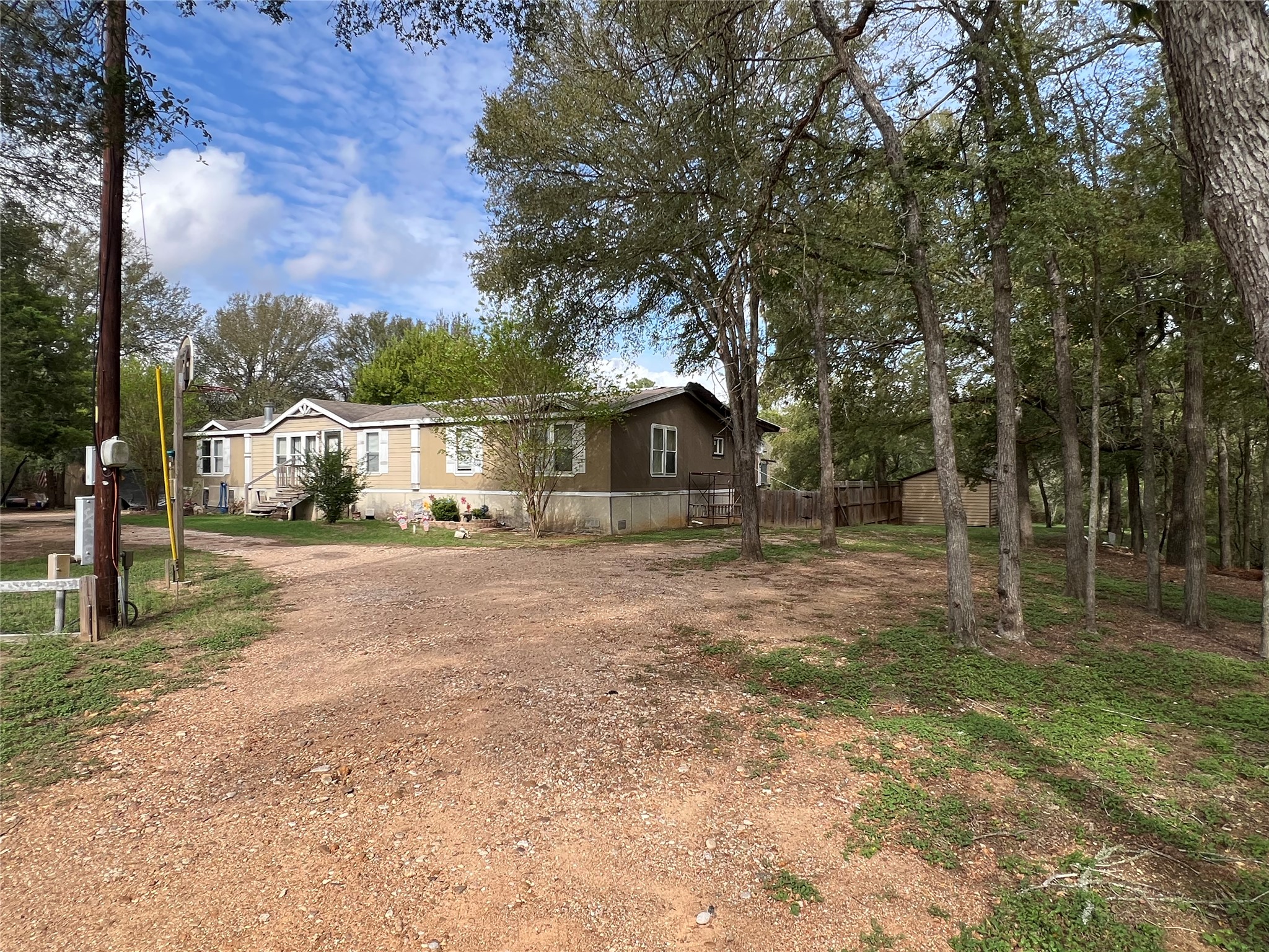 main property photo 13