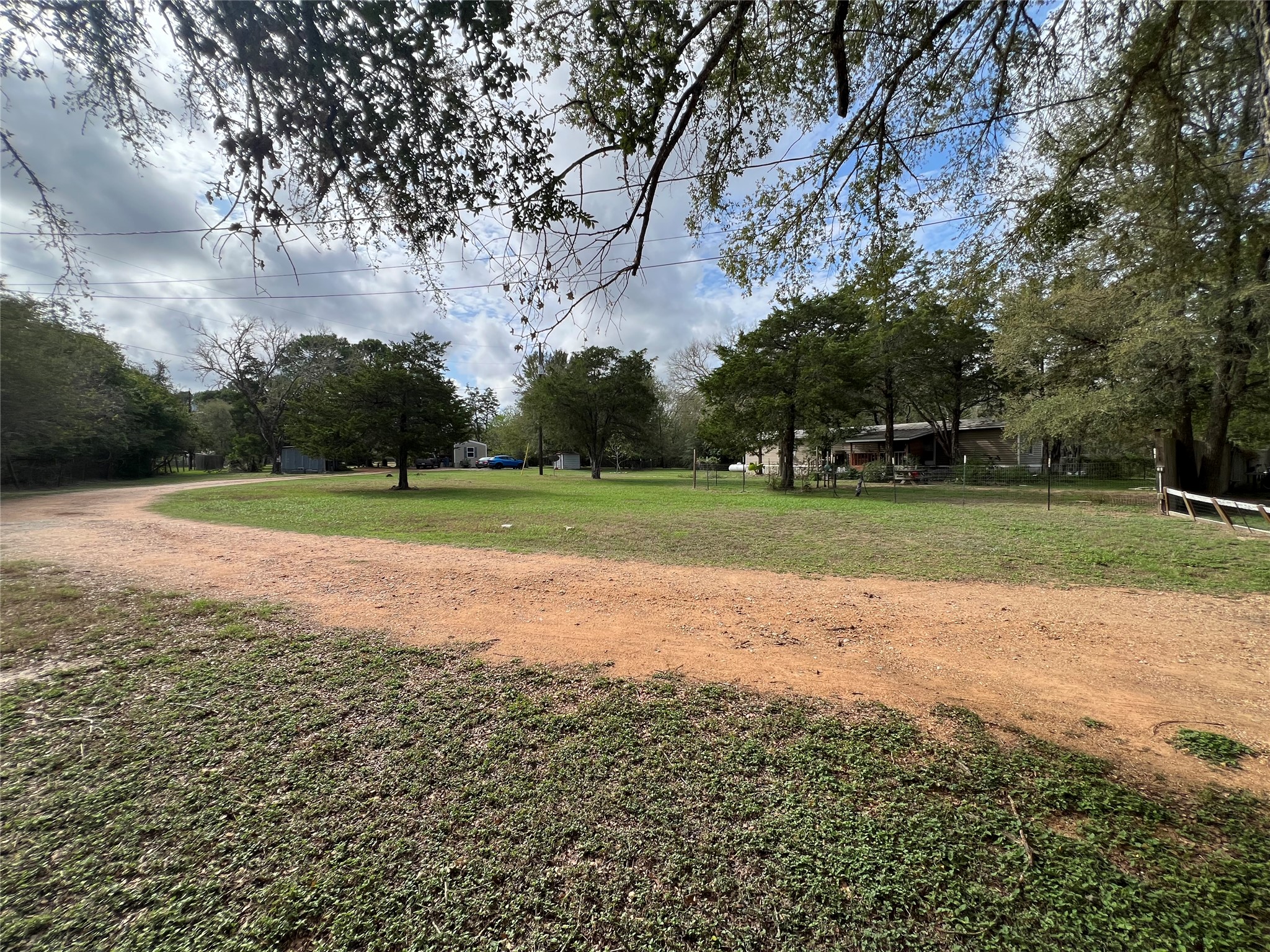 main property photo 16
