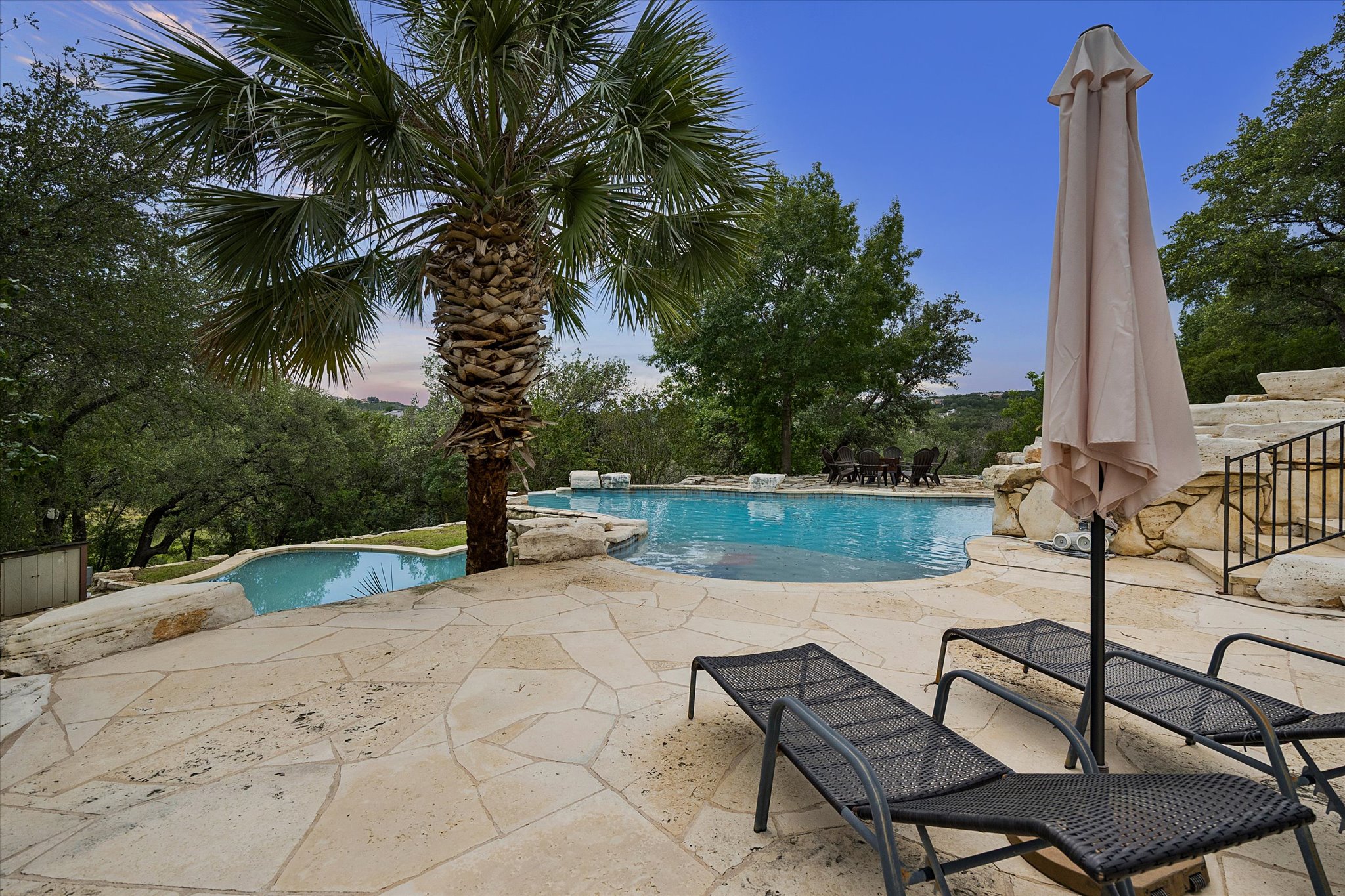 main property photo 35