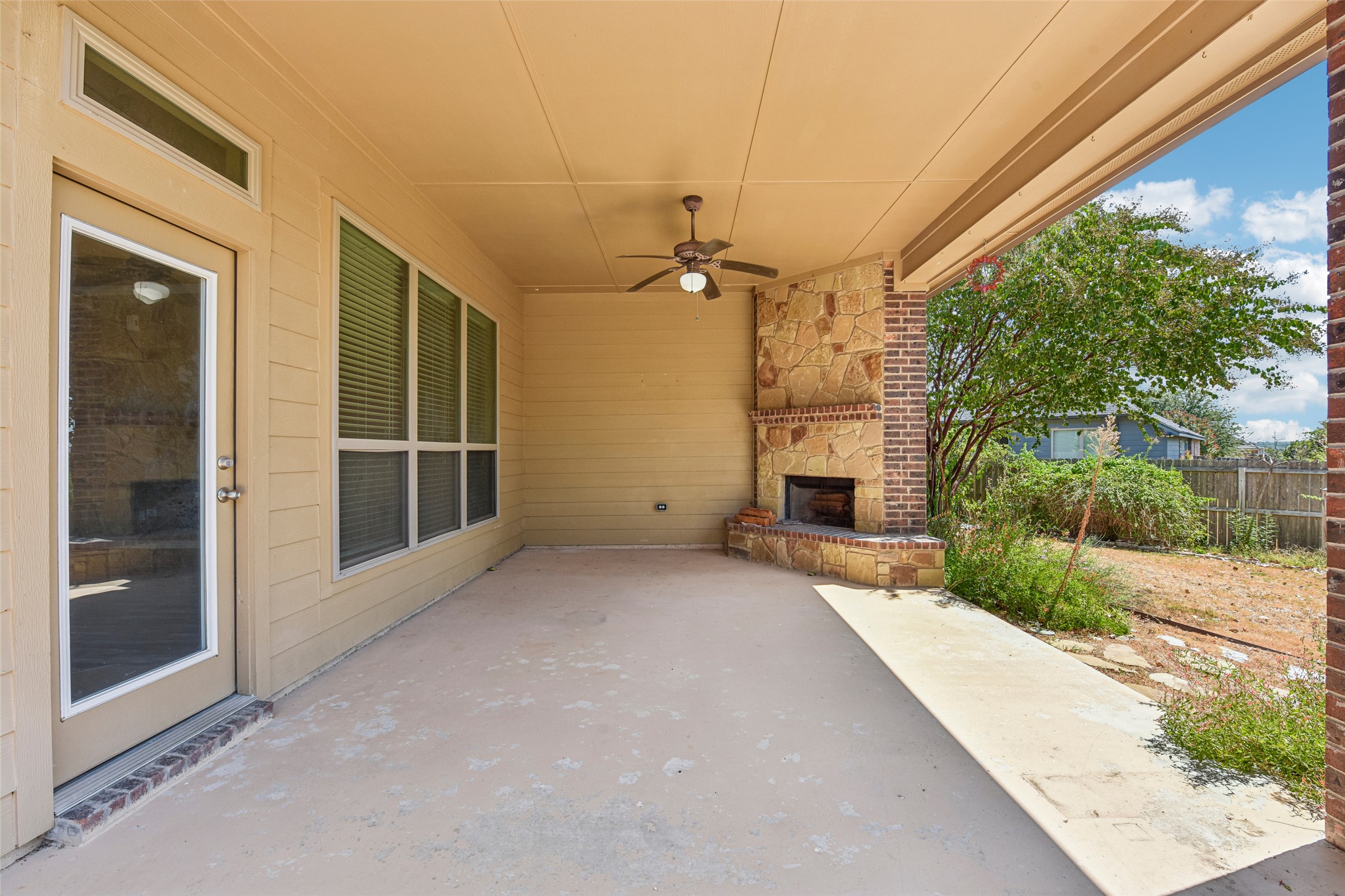 main property photo 38
