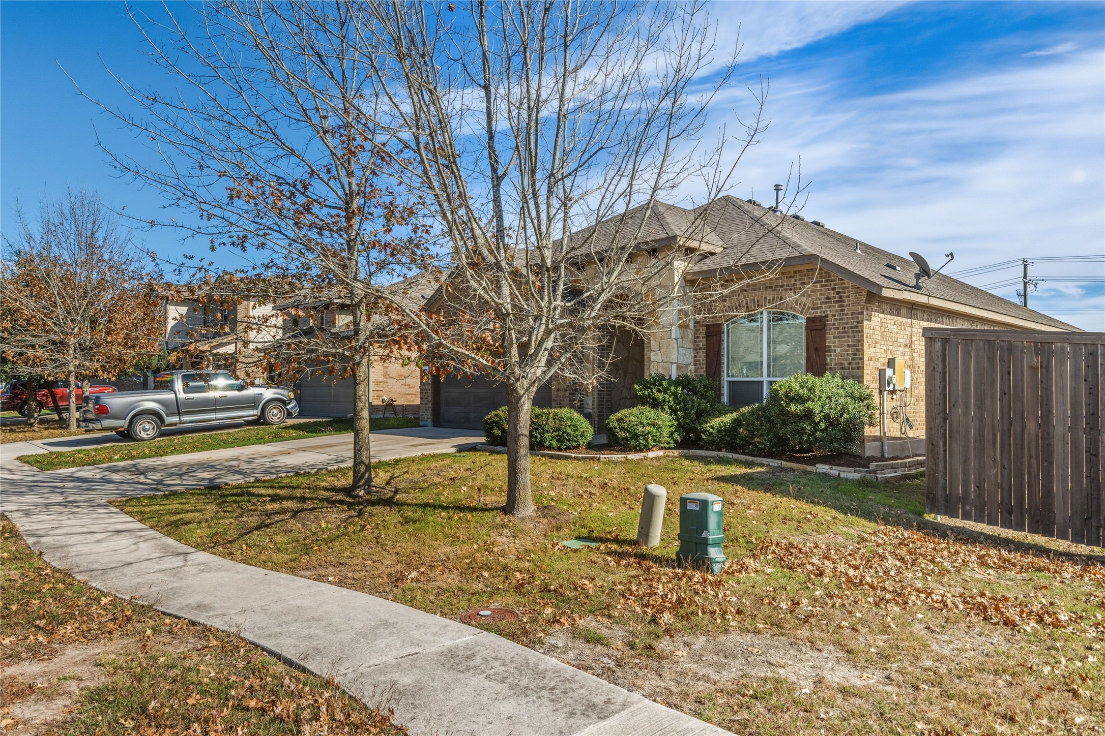 main property photo 2