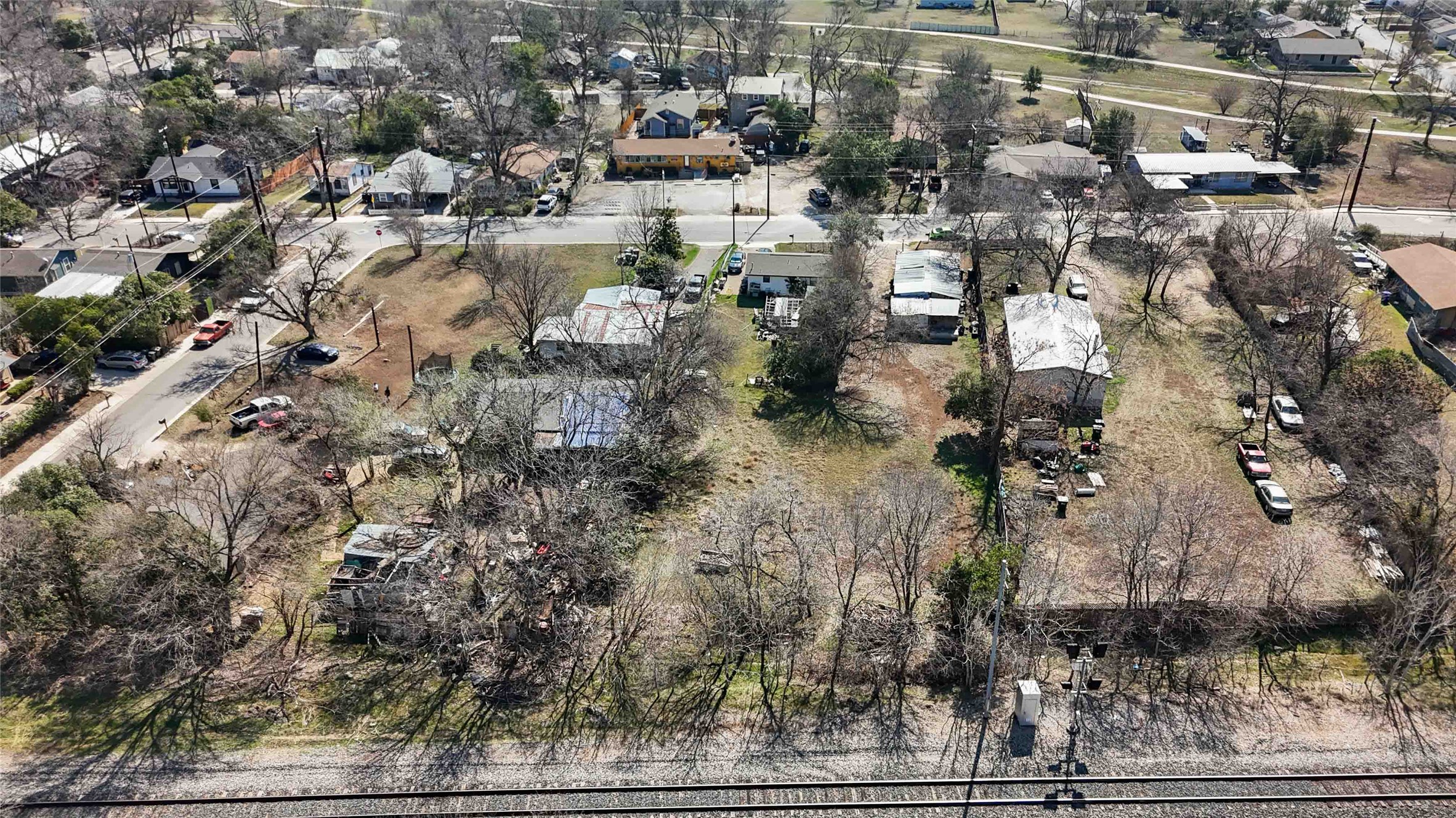 main property photo 10