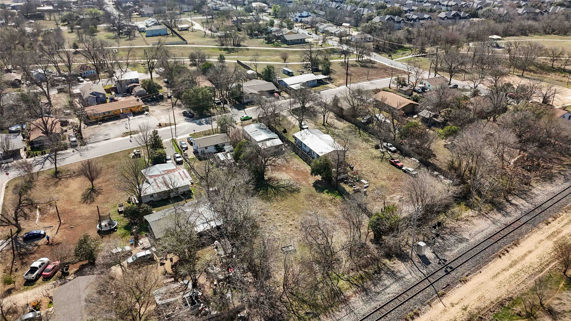 main property photo 11