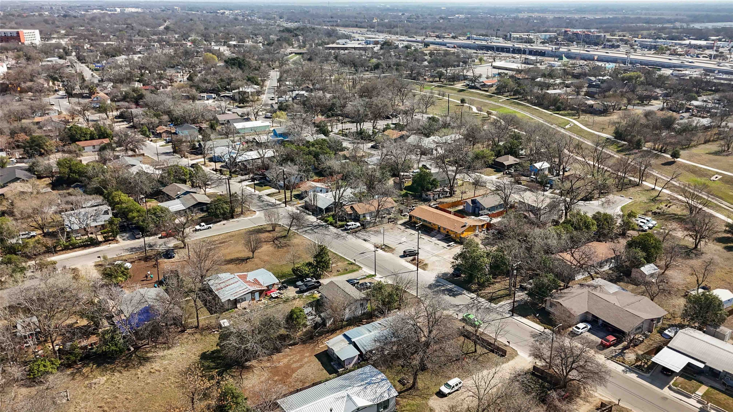 main property photo 7