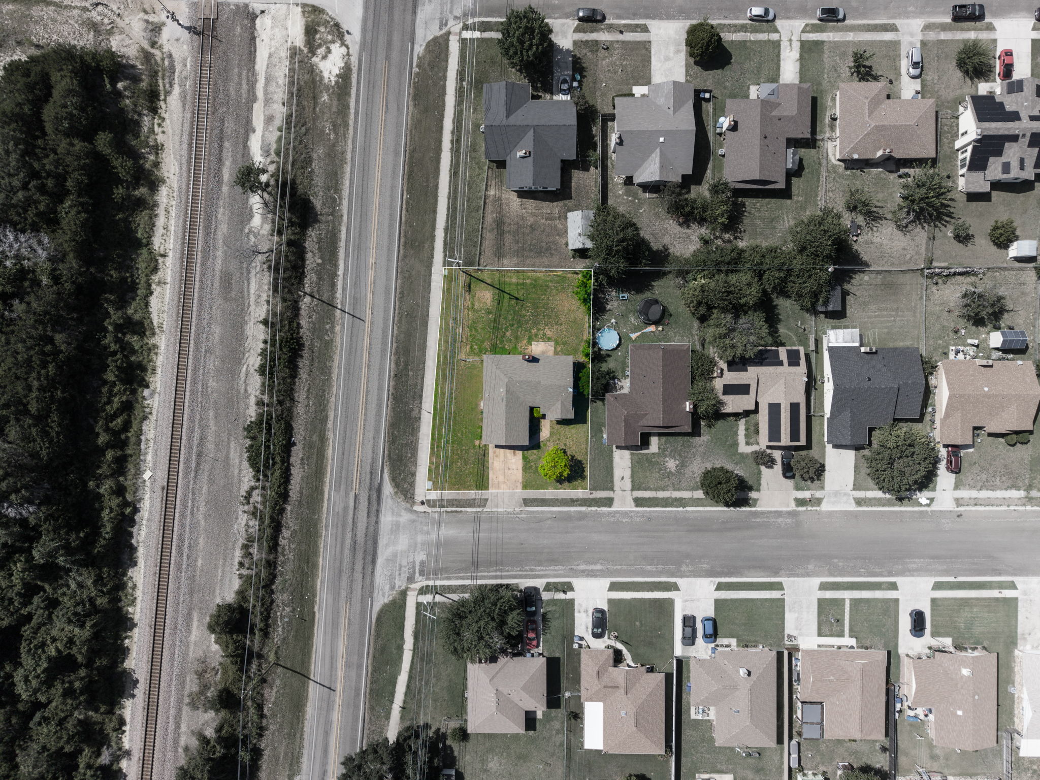 main property photo 6