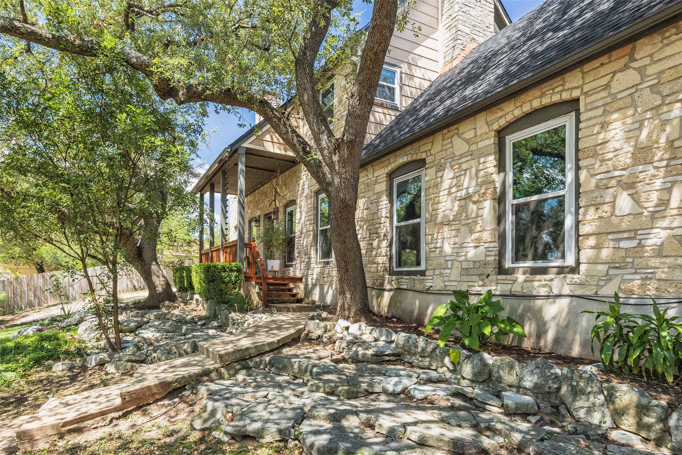 main property photo 38