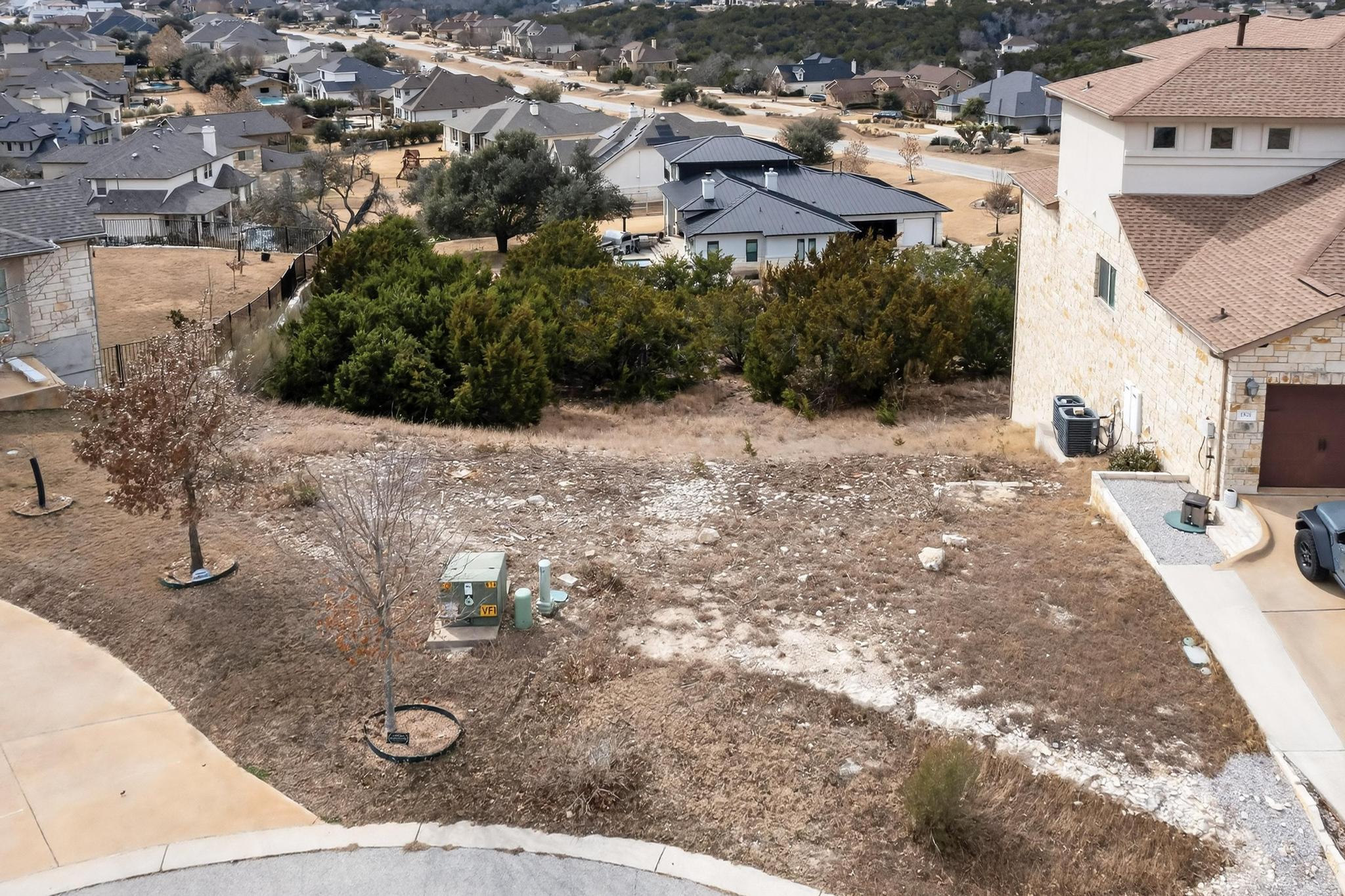 main property photo 7
