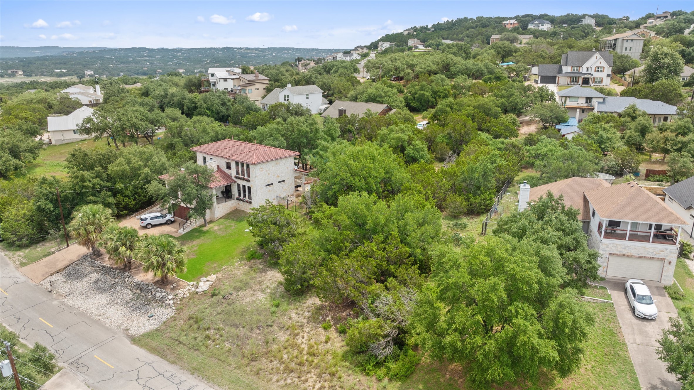 main property photo 13