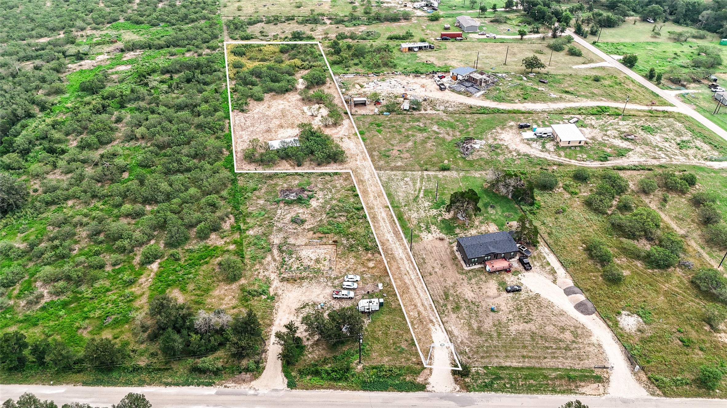 main property photo 10