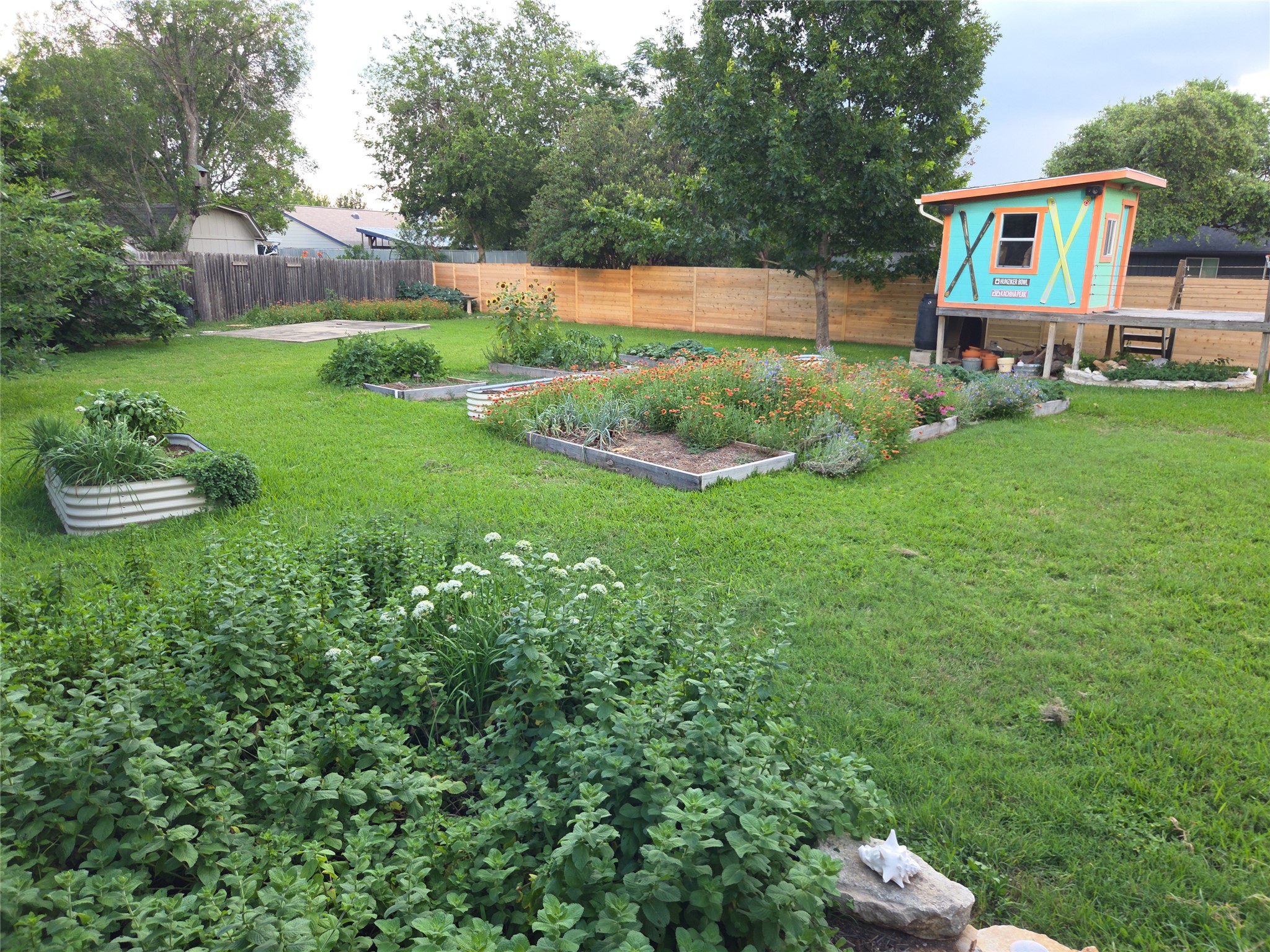main property photo 36