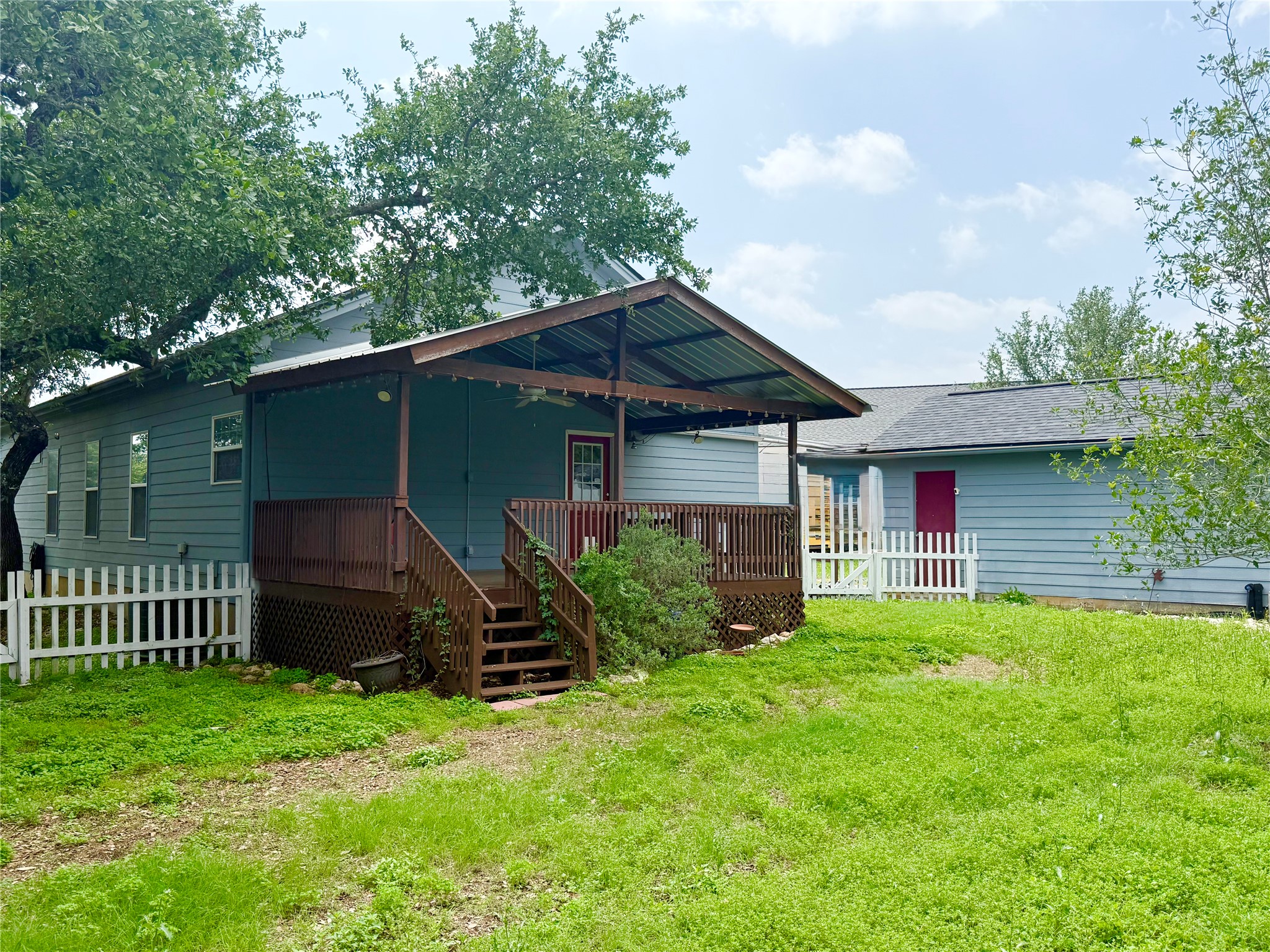 main property photo 4