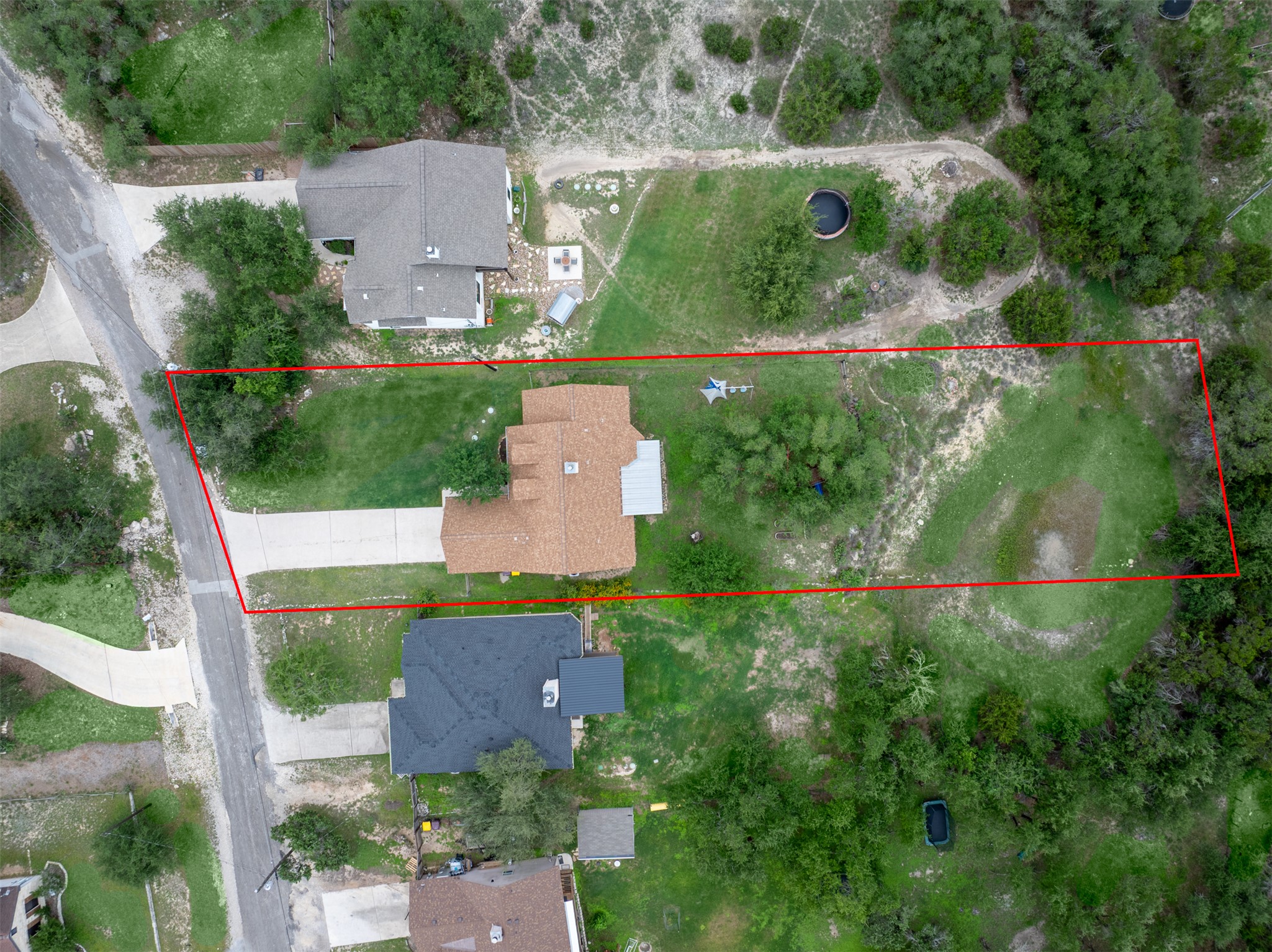 main property photo 32