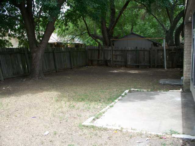 main property photo 13