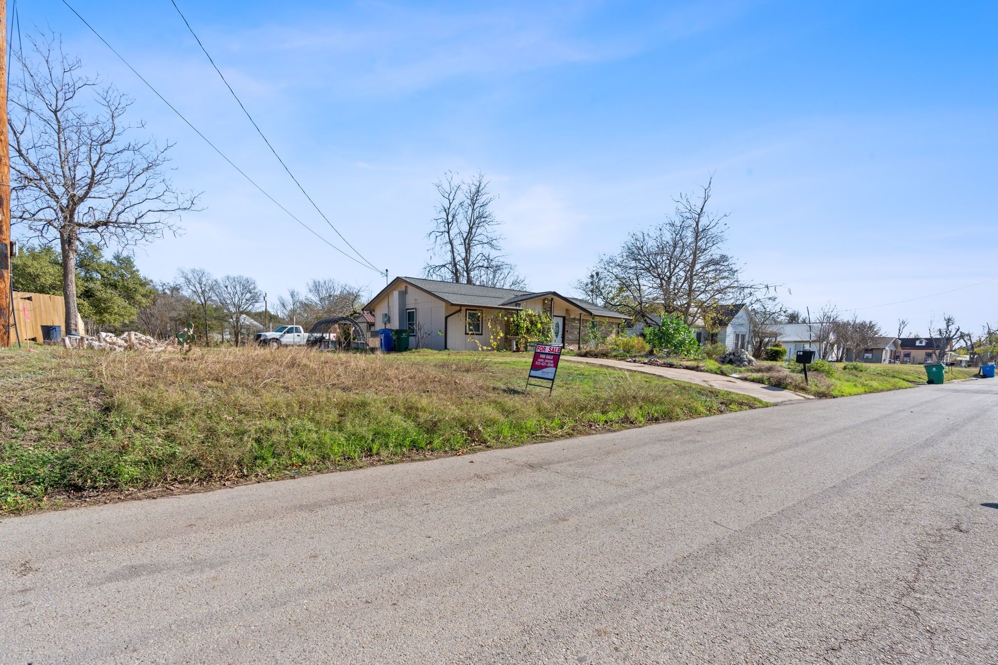 main property photo 4