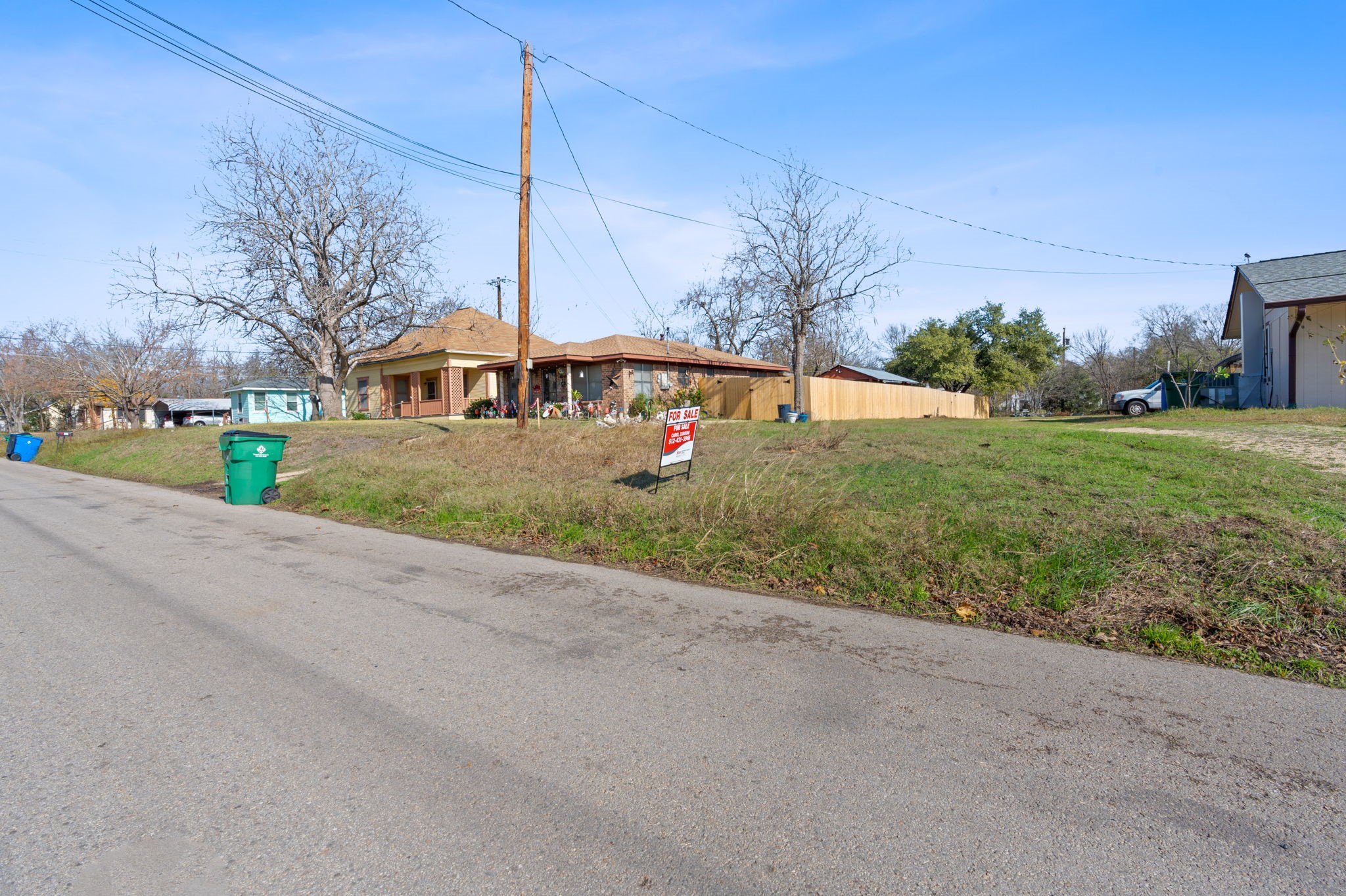 main property photo 6