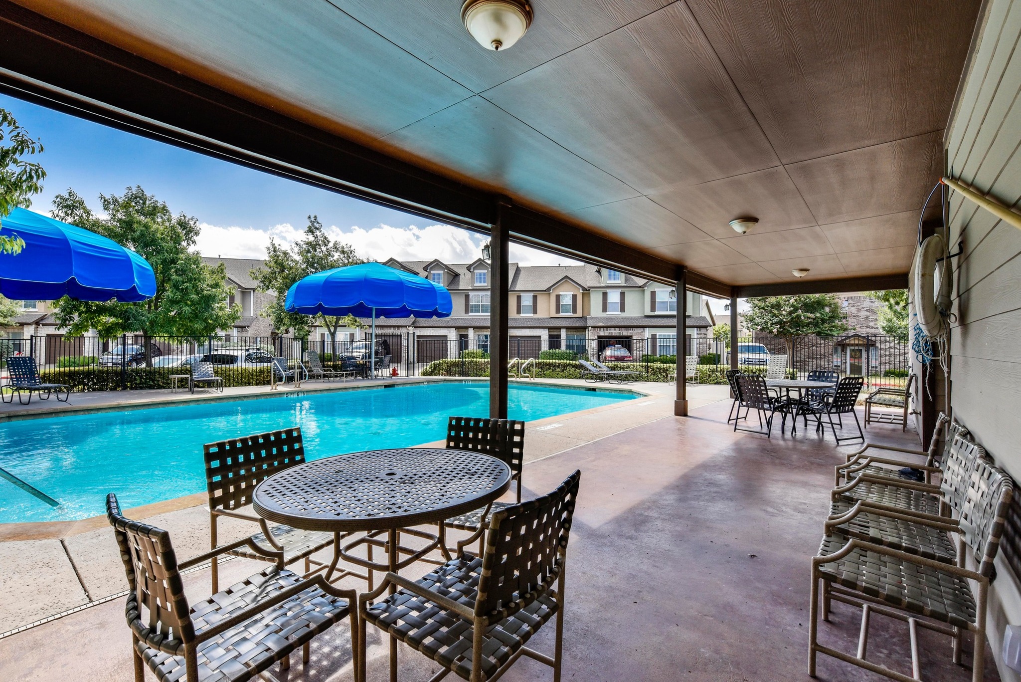 main property photo 24