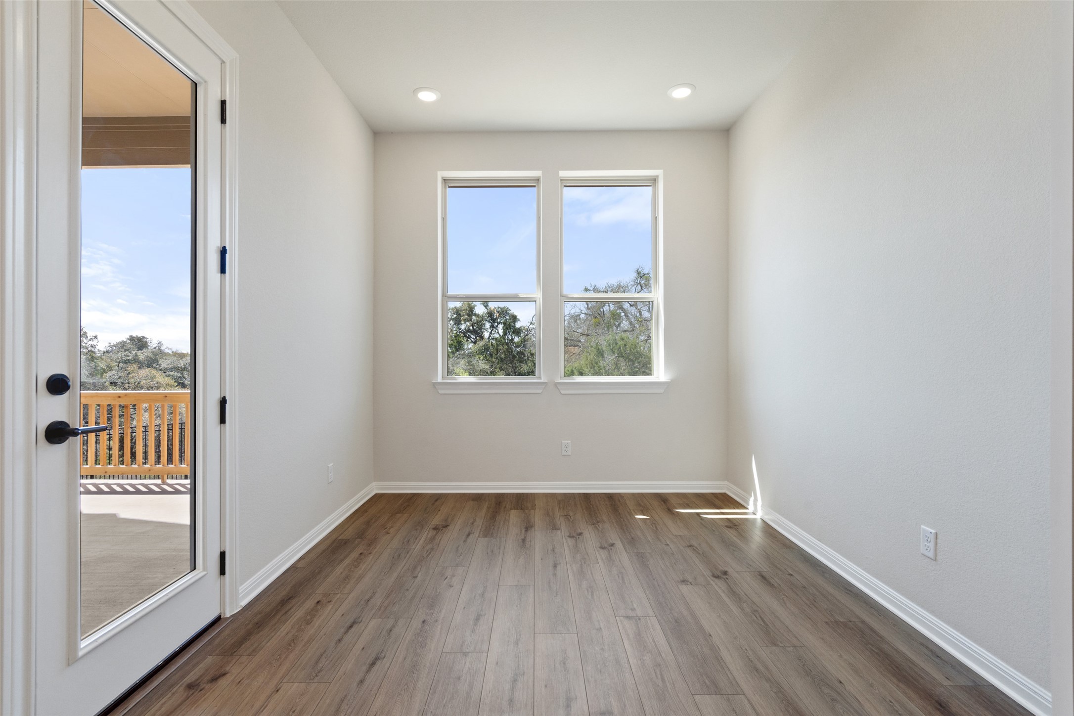 main property photo 20
