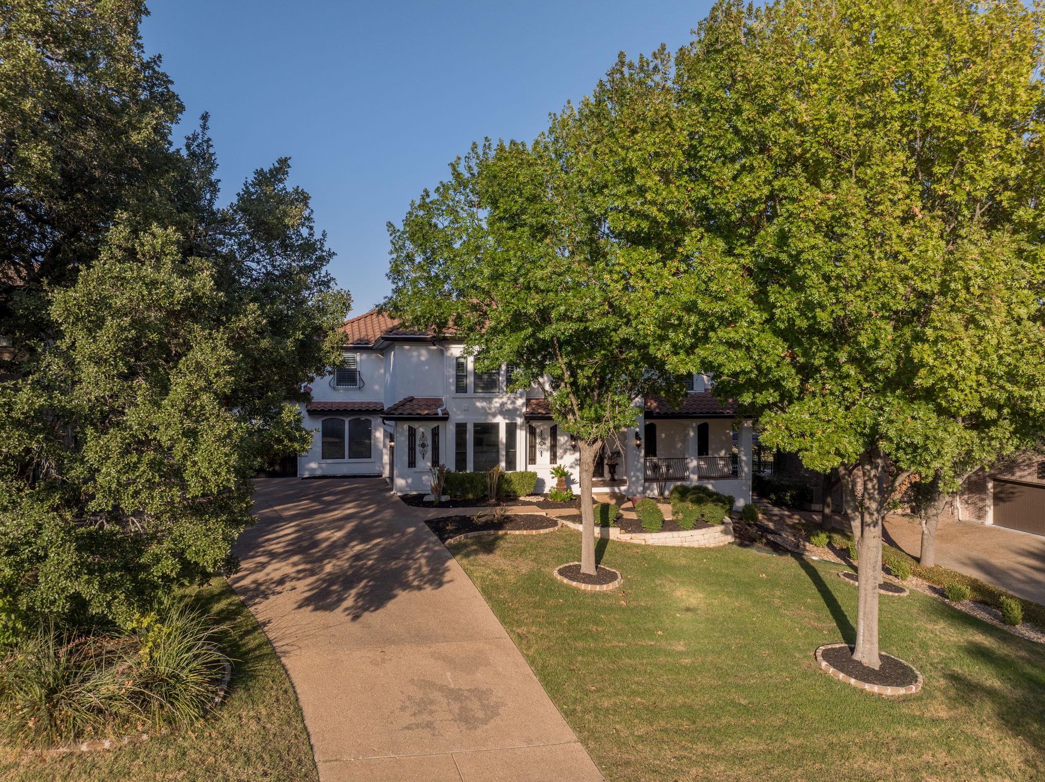 main property photo 36