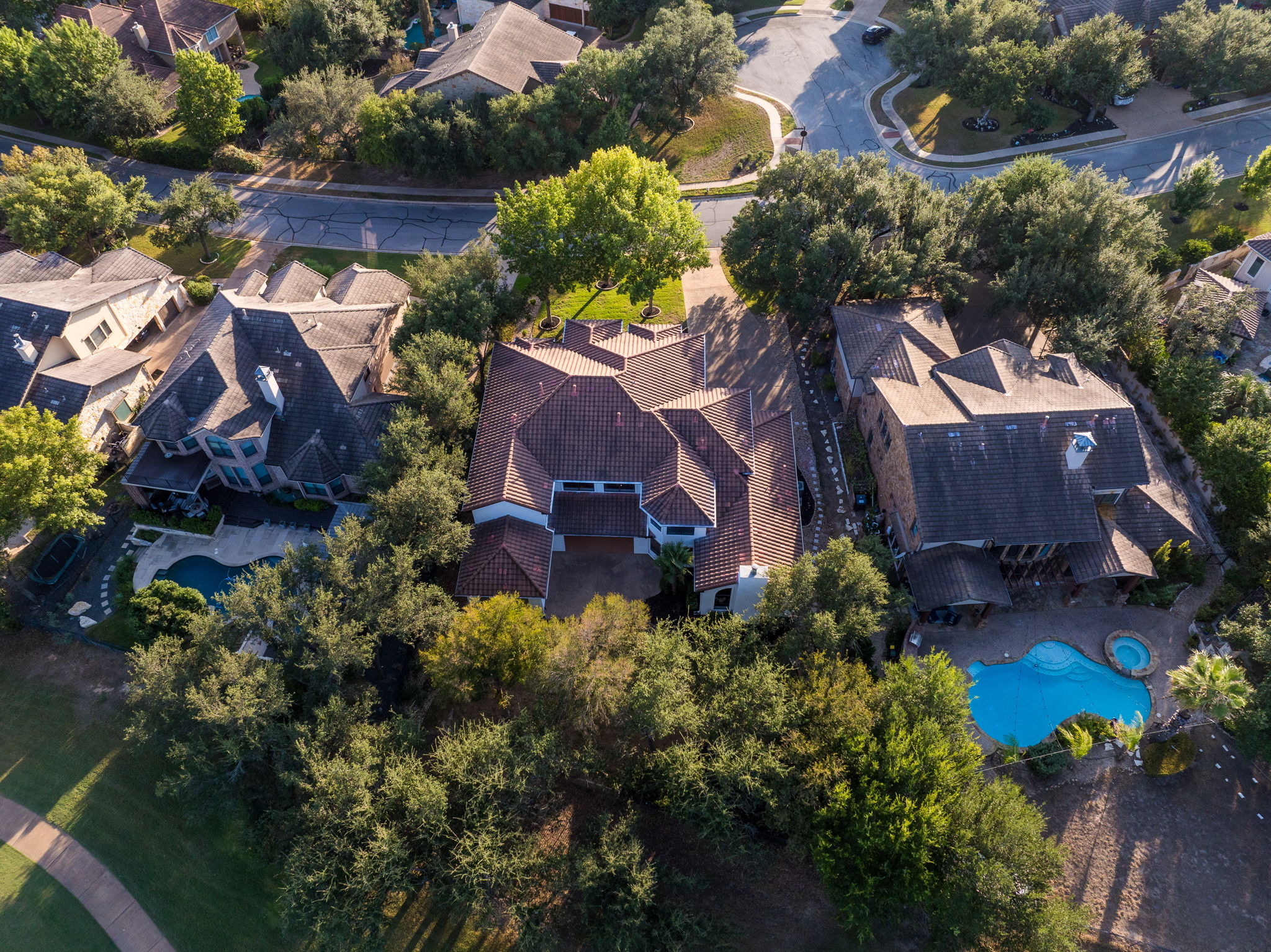 main property photo 39