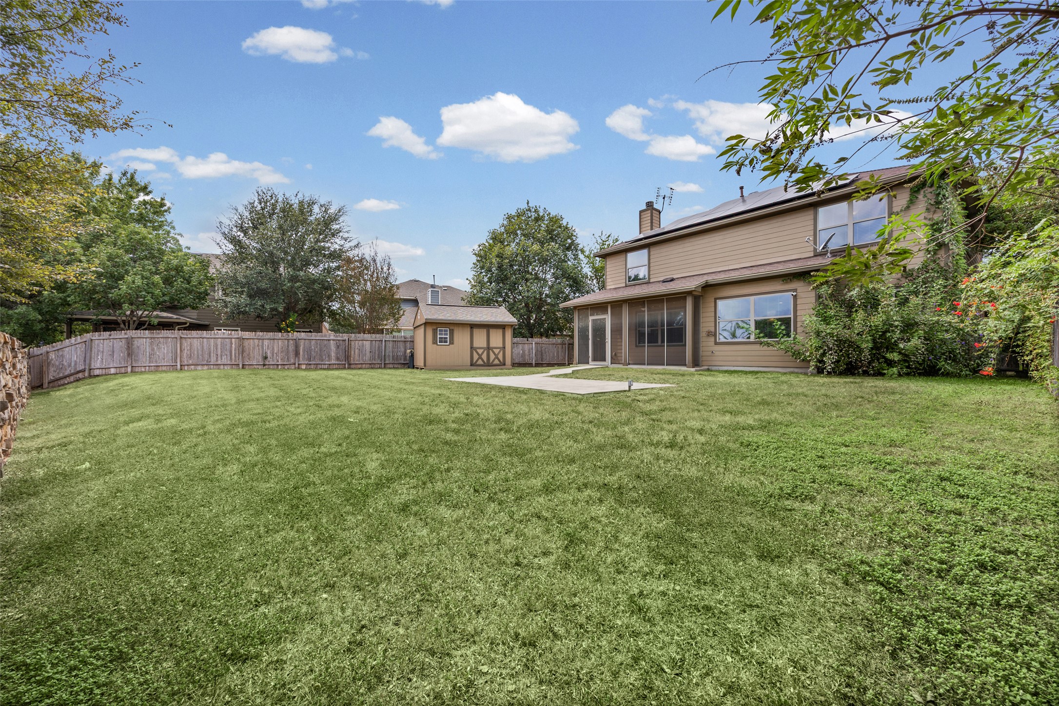 main property photo 33