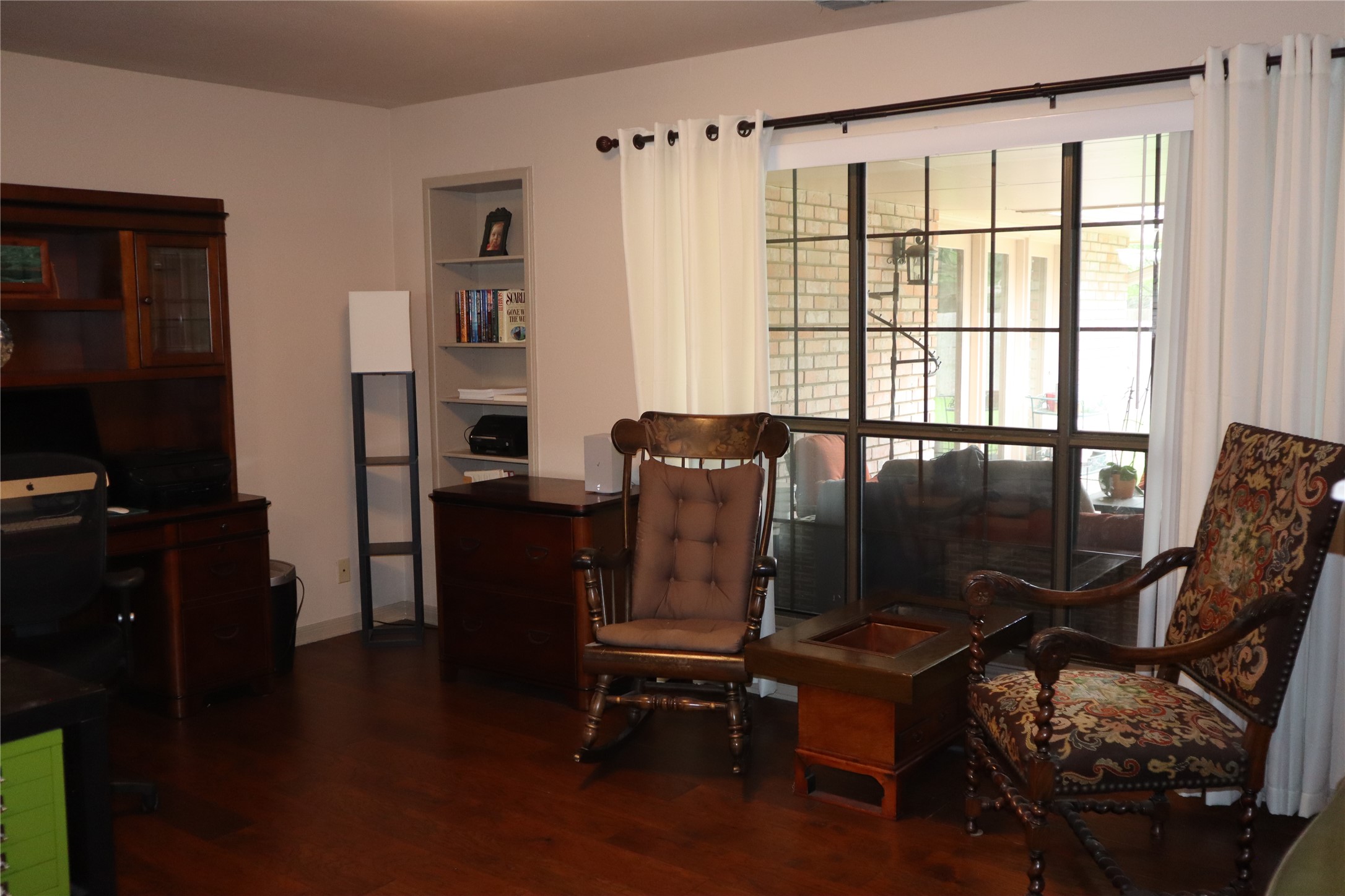 main property photo 19