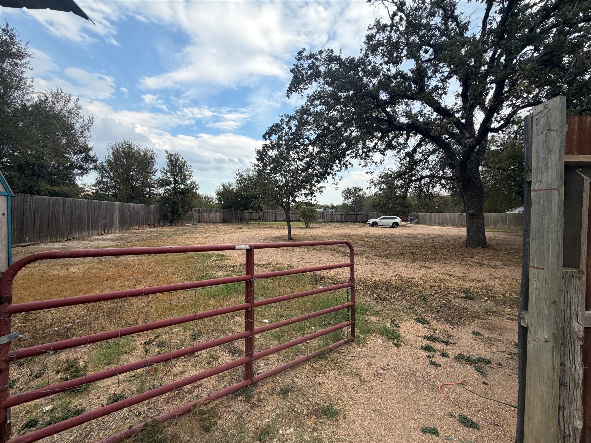 main property photo 25