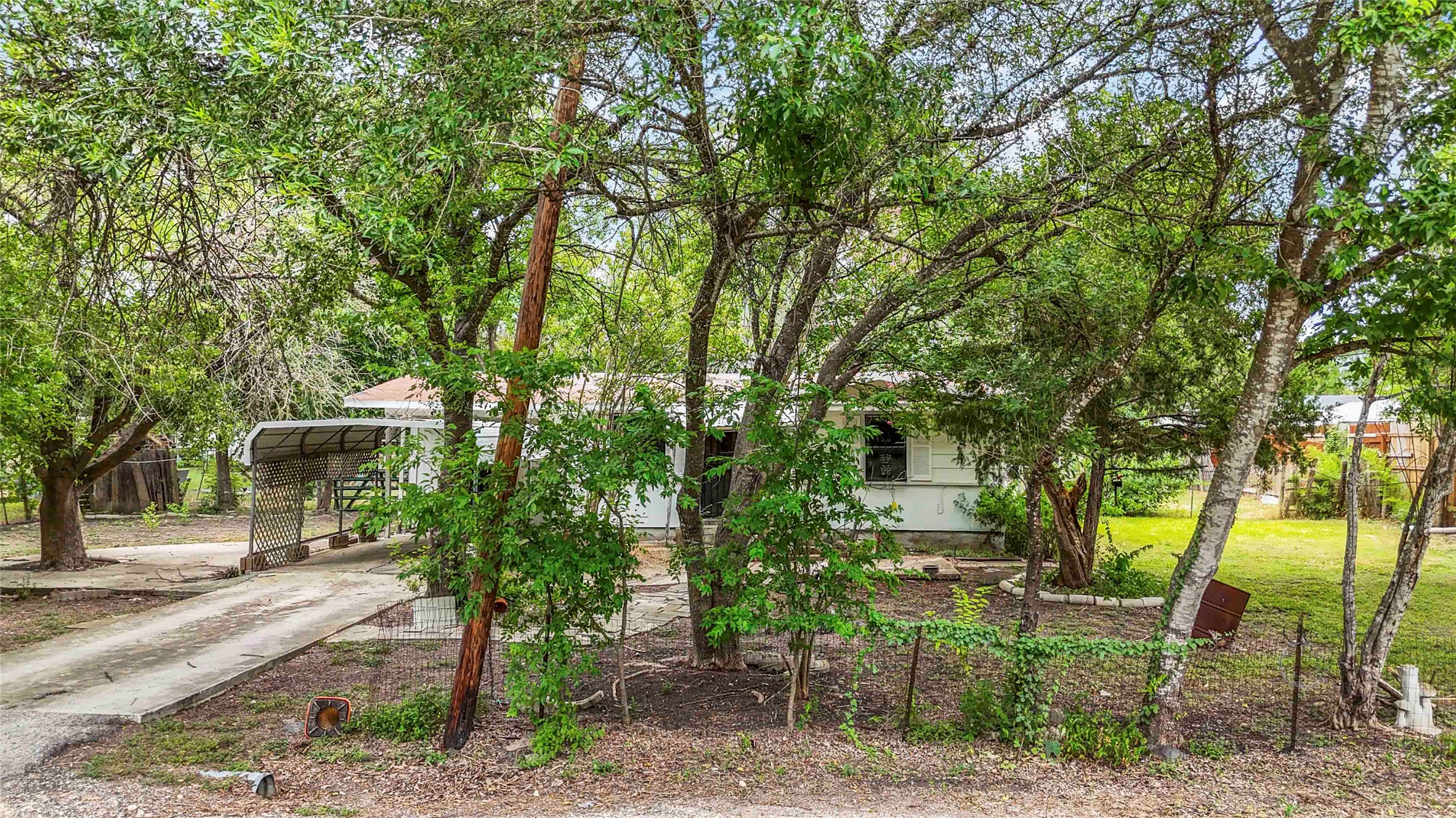 main property photo 2