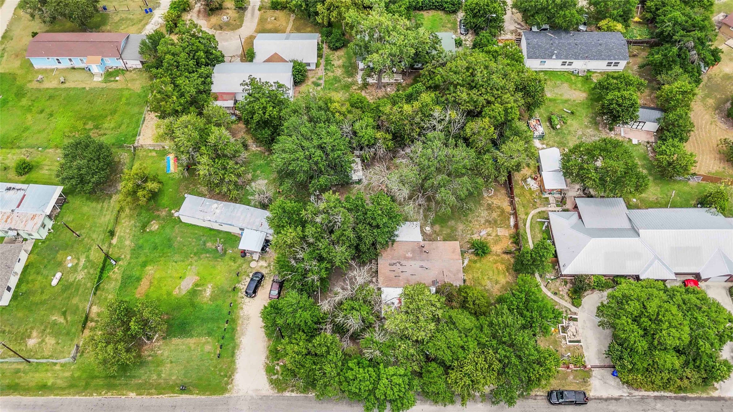 main property photo 6