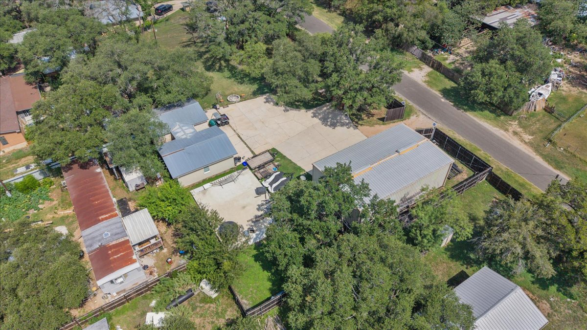 main property photo 26