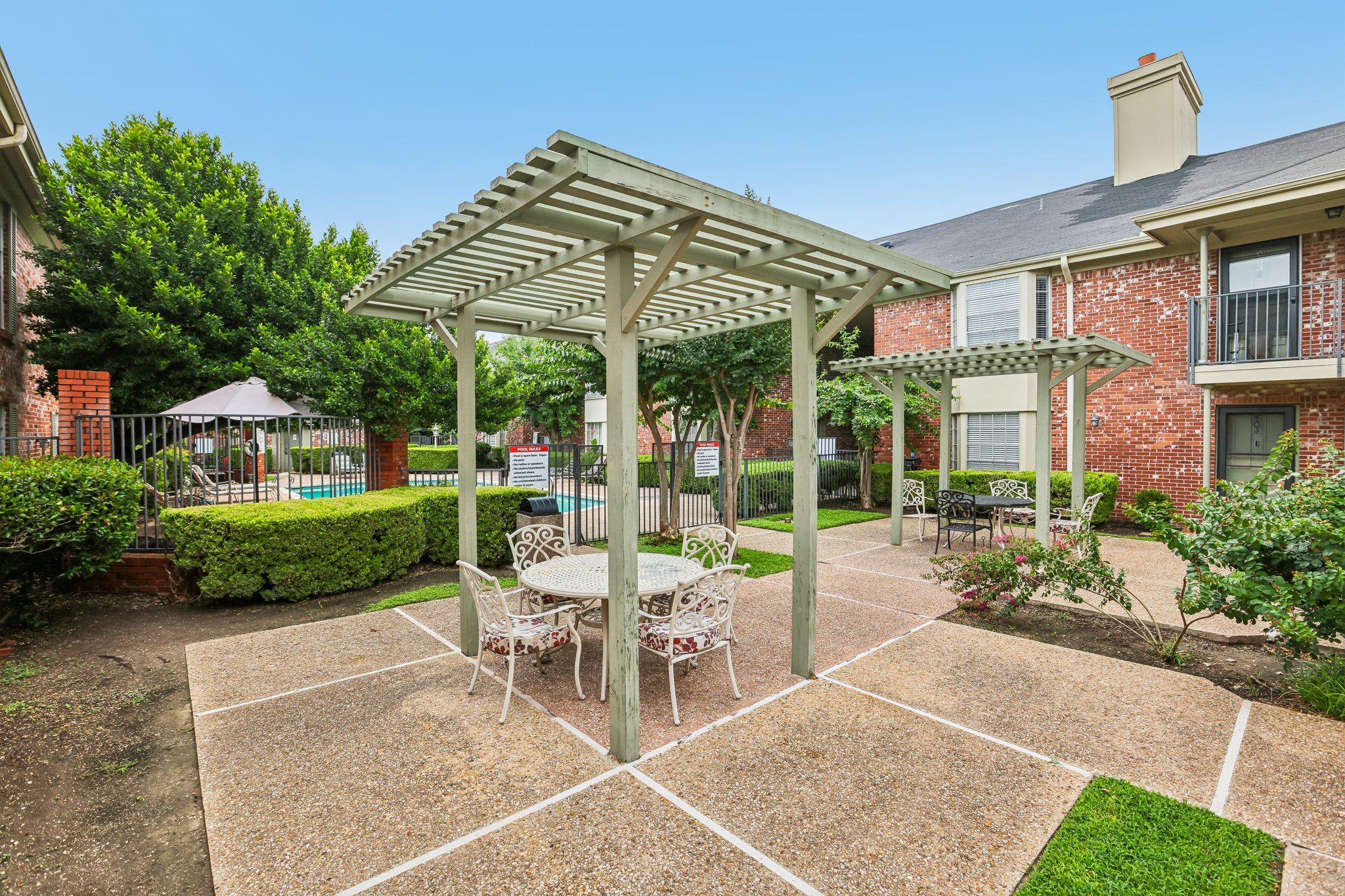 main property photo 20