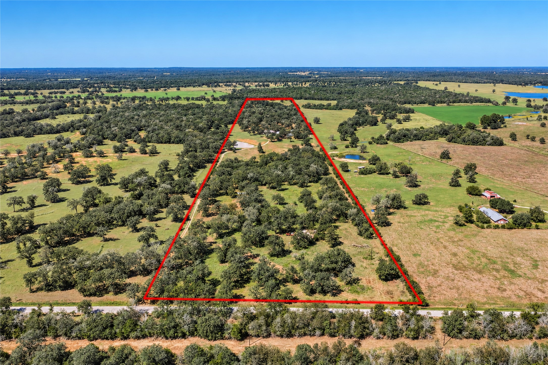 main property photo 39