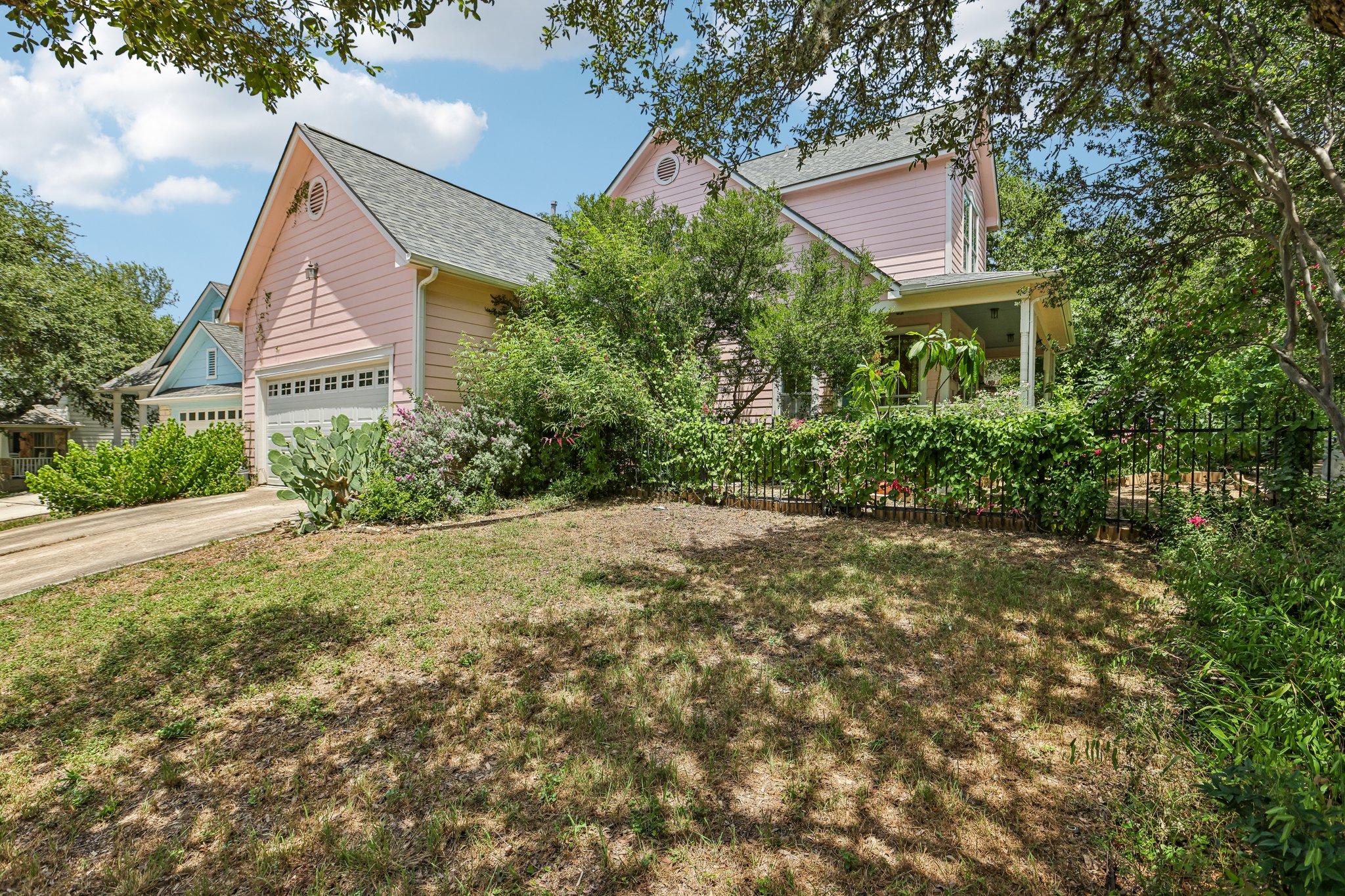 main property photo 7