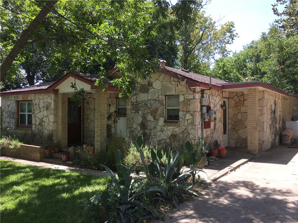 main property photo 12