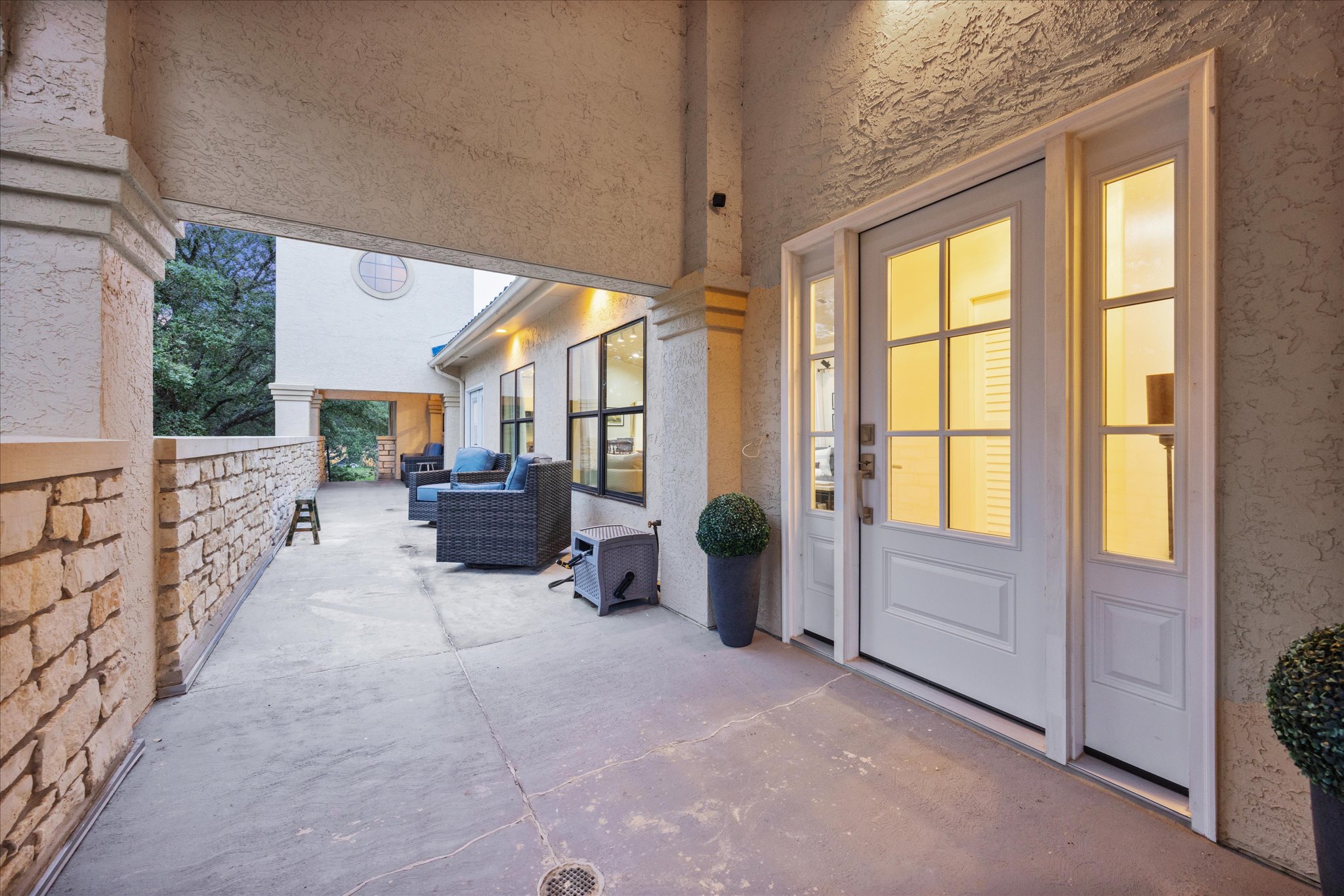 main property photo 18