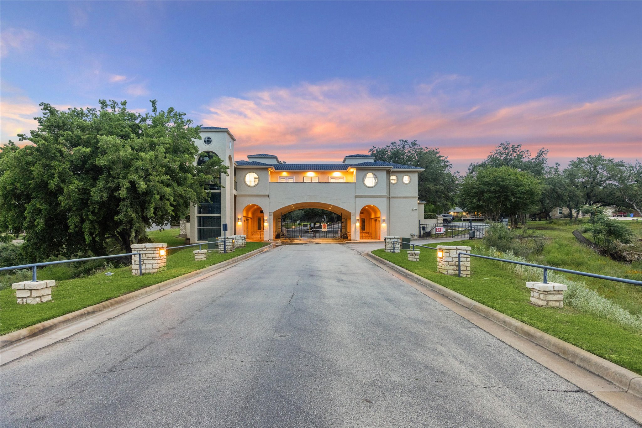 main property photo 20