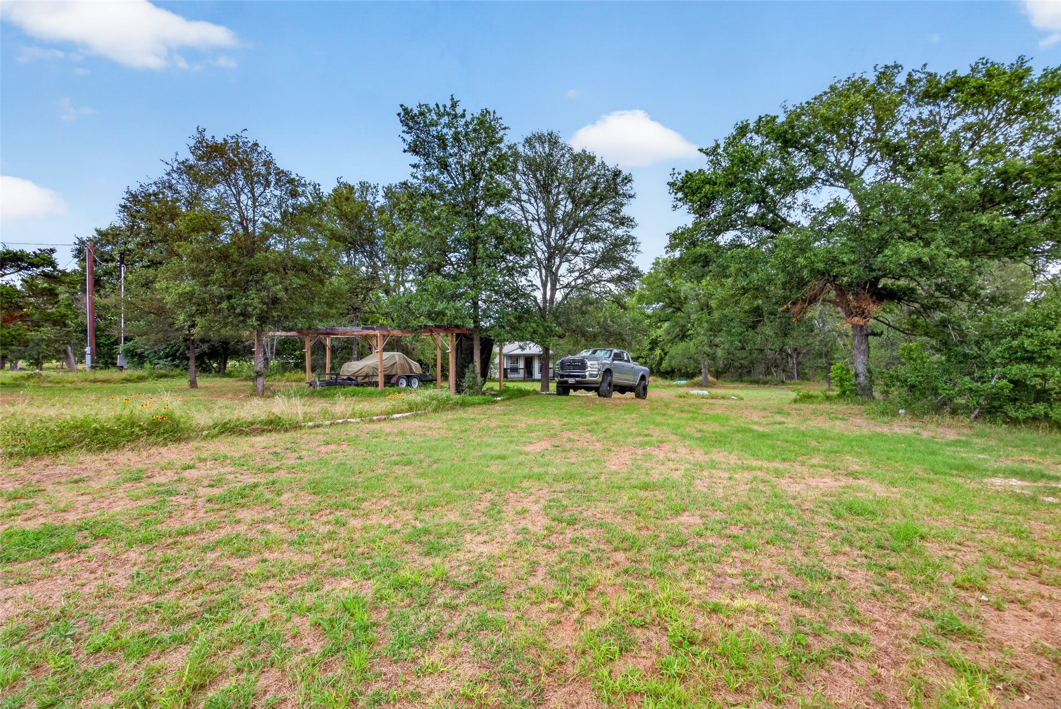 main property photo 12