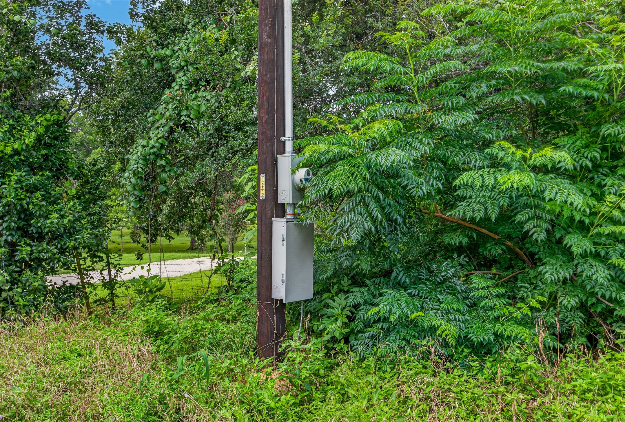 main property photo 39
